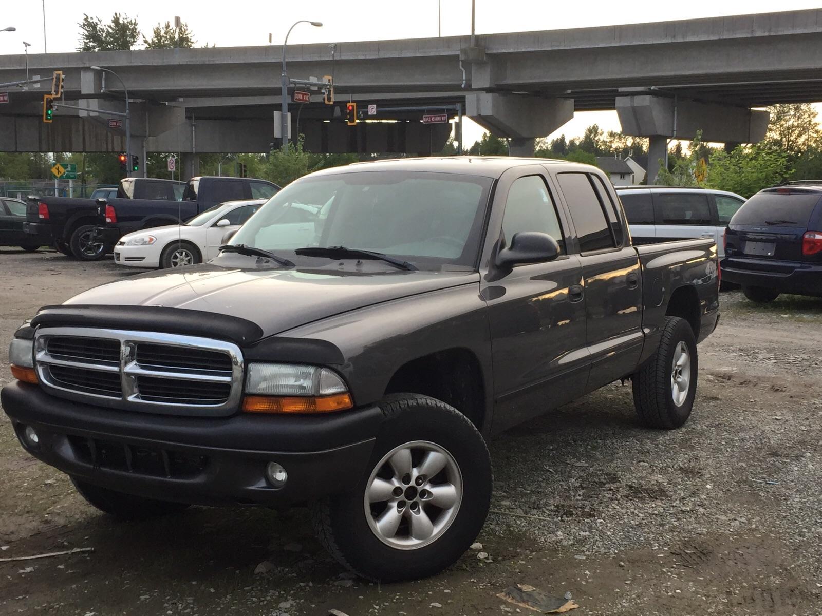 Bought my first truck last week. It's a 04 Dakota 4x4 with the v8 and