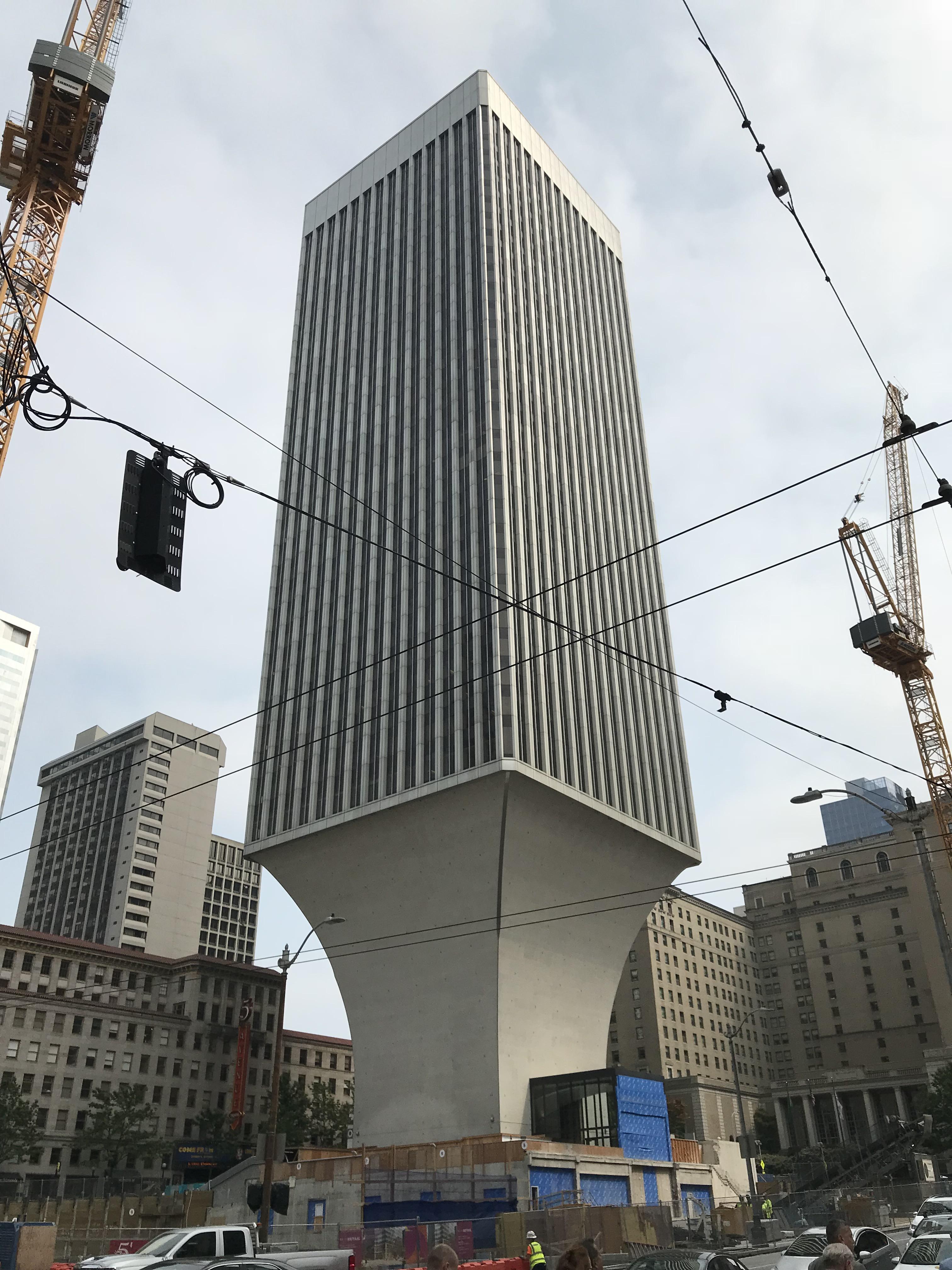 Rainier Tower, Seattle By Minoru Yamasaki (WTC designer) [4032×3024