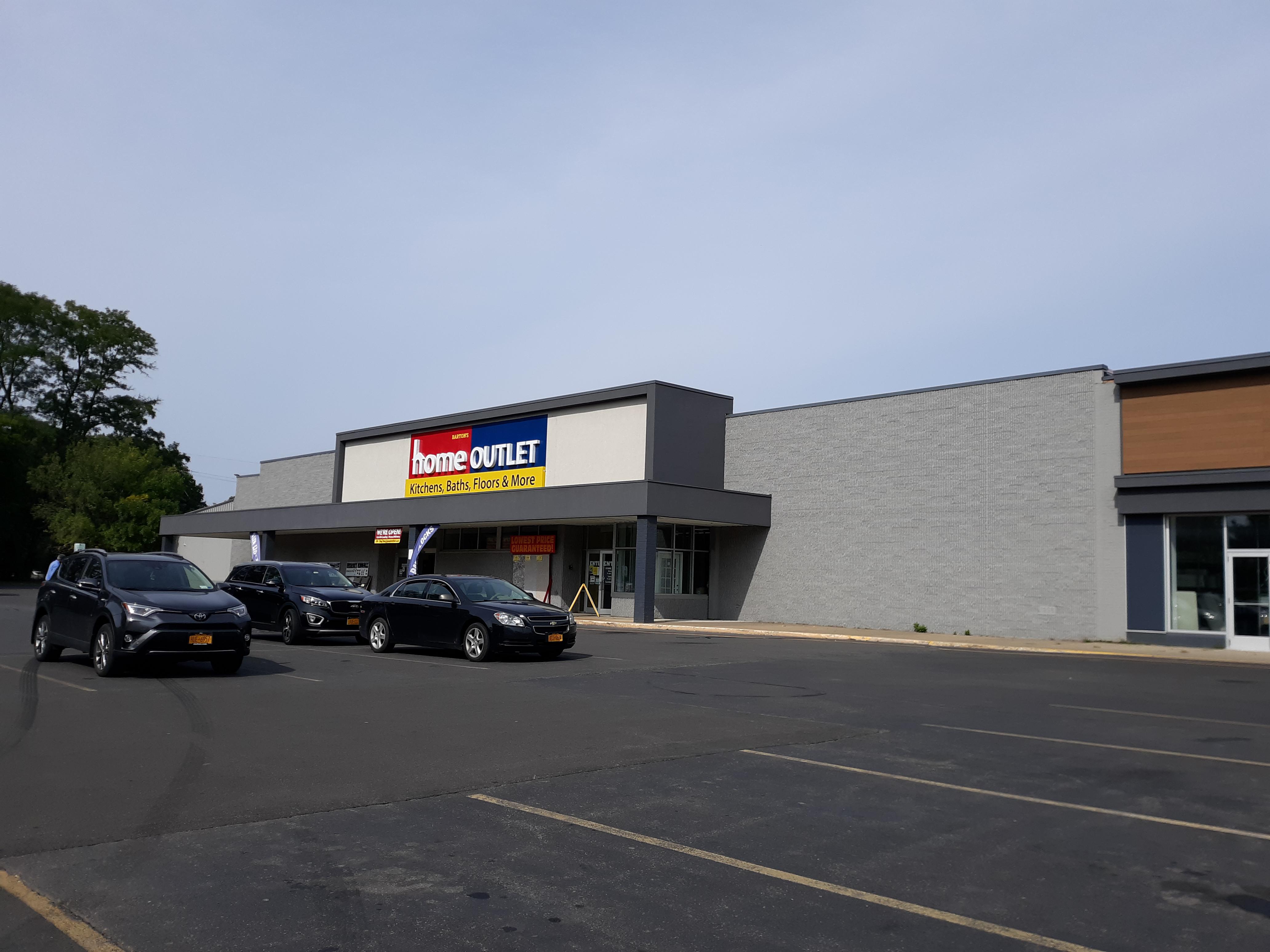 Grossman's Bargain Outlet is now Barton's Home Outlet. Schenectady, New