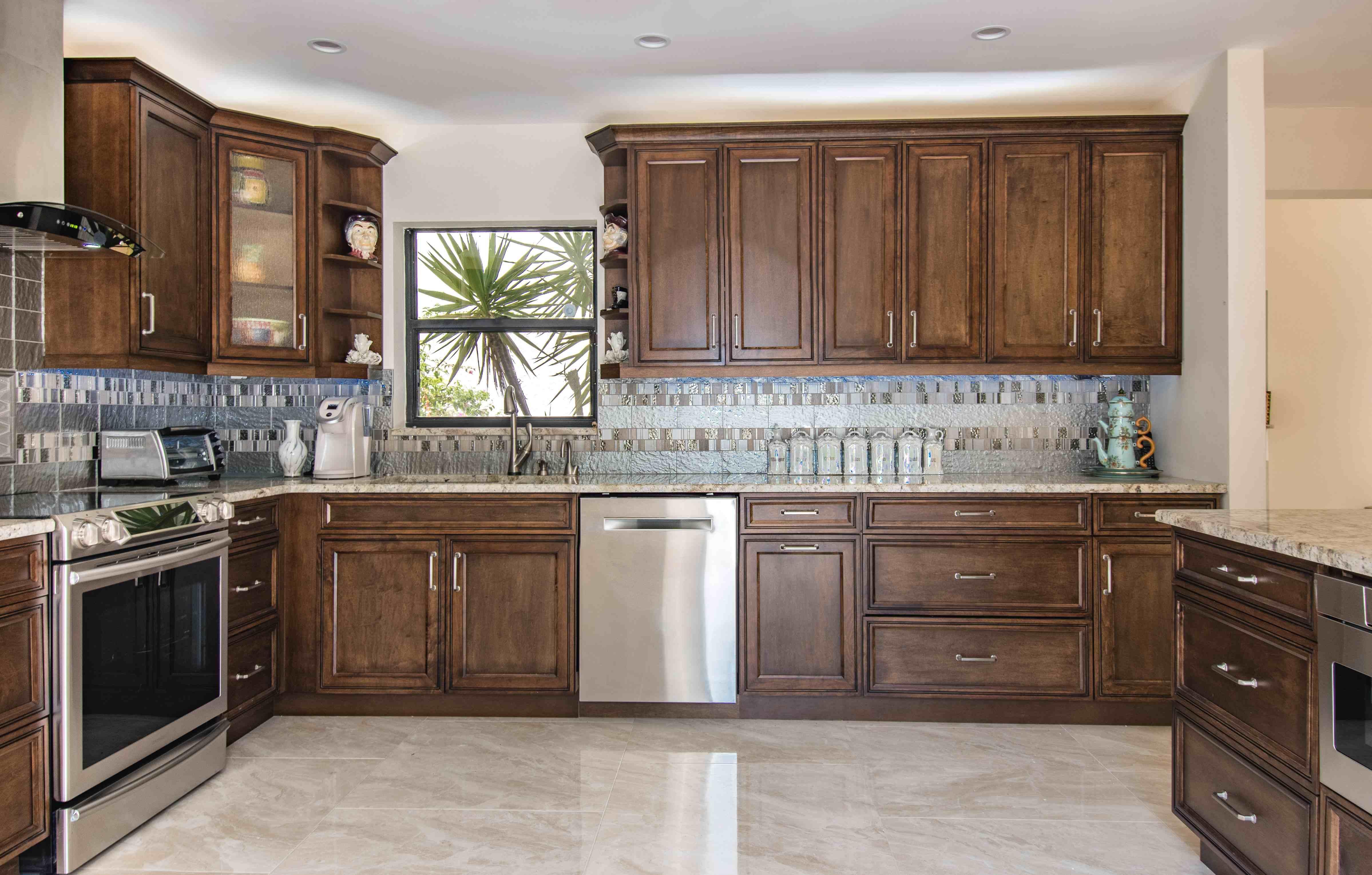 Complete custom traditional kitchen. r/woodworking