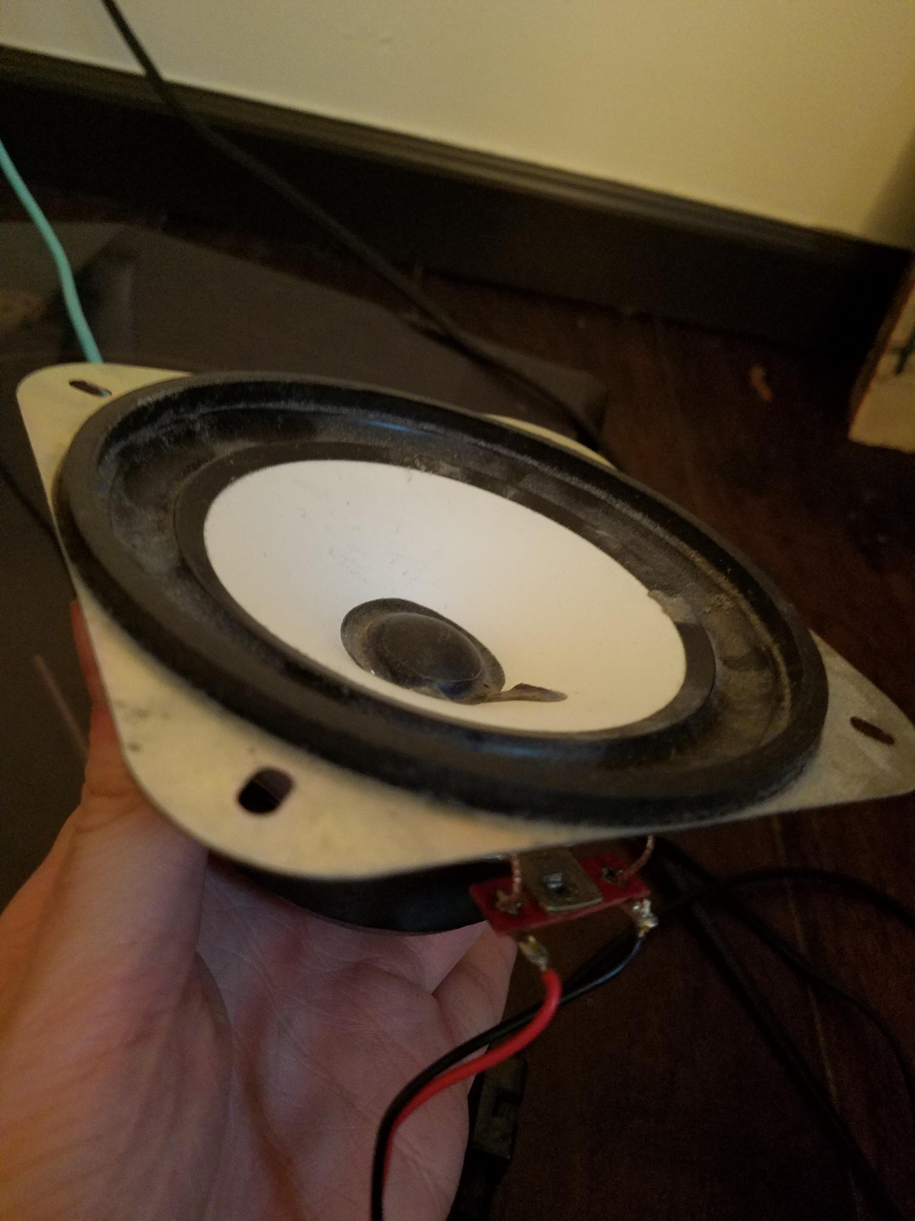 [Help] this speaker is quieter than its twin on multiple setups. What