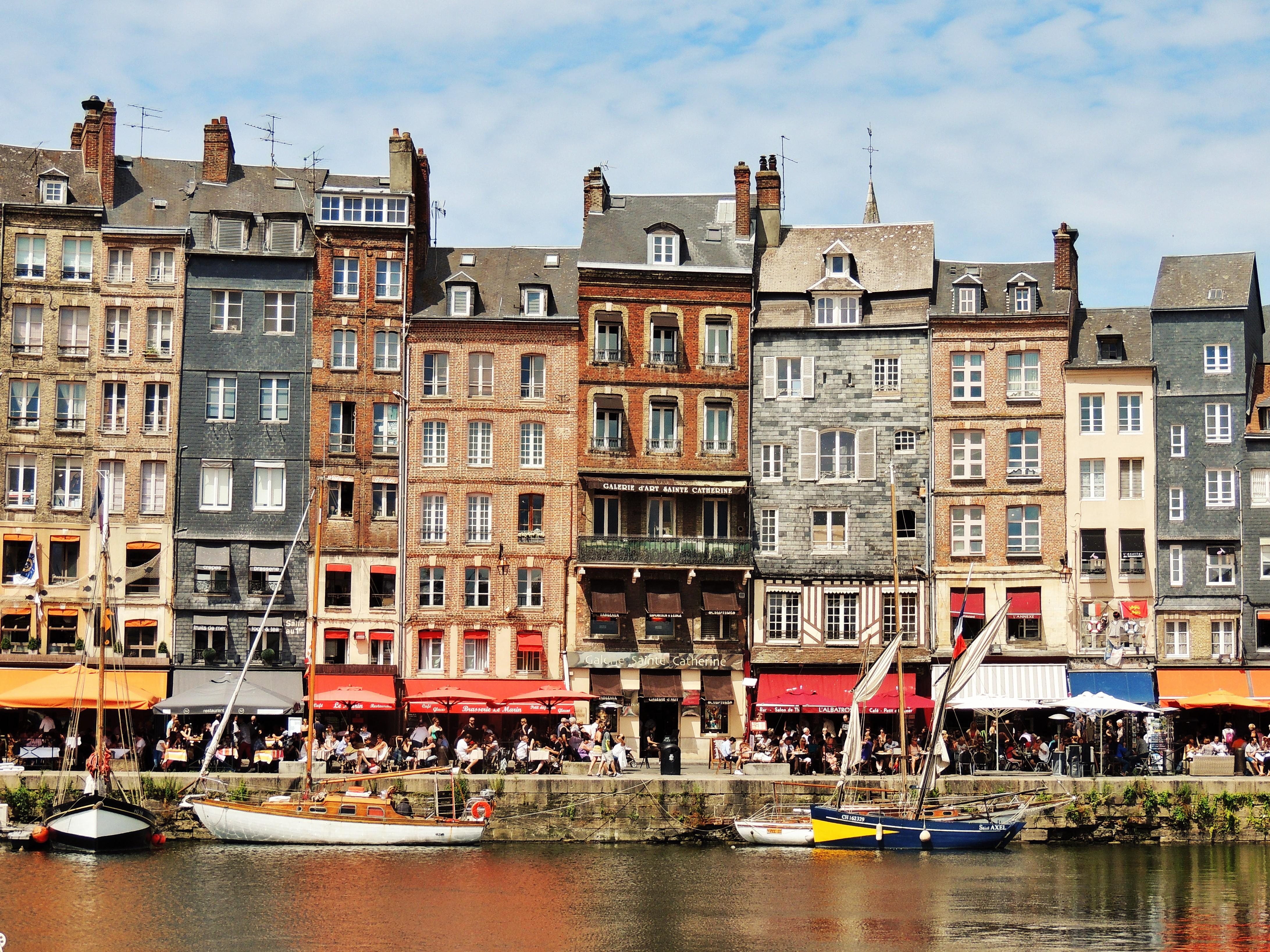 Houses in Honfleur, Normandie, France [4367x3275] r/architecture