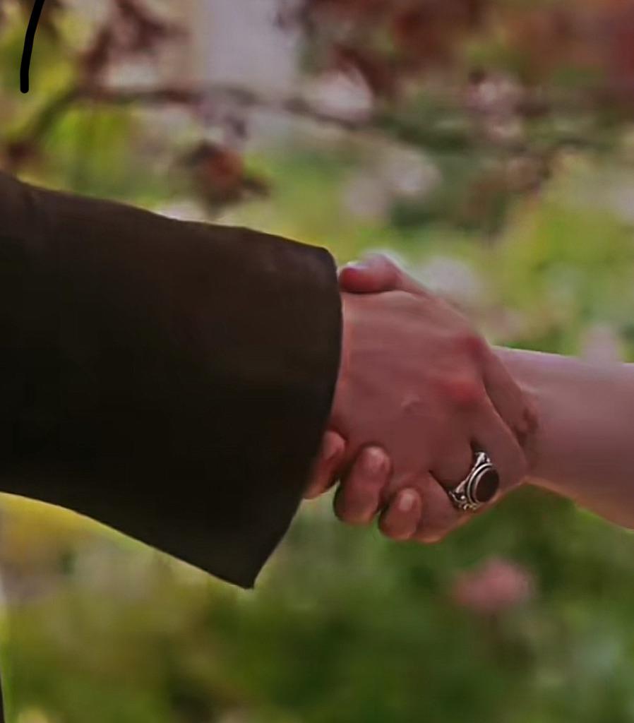 Is this a safe place to talk about the ring porn with Colin : PolinBridgerton