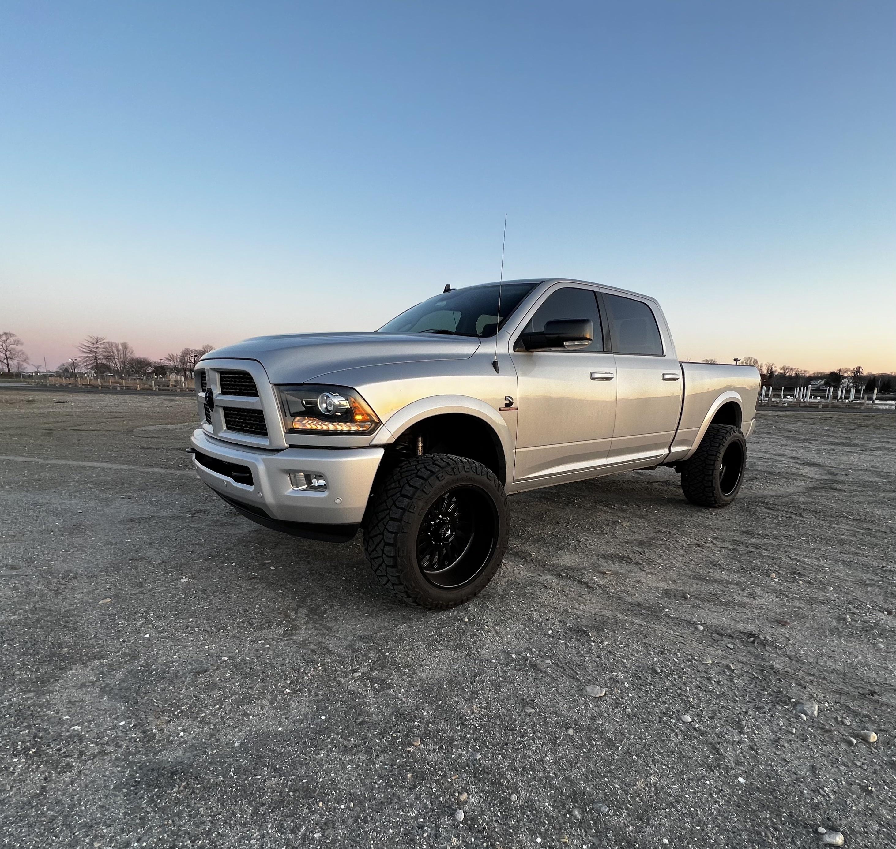 Curious what Reddit thinks of this truck. ‘16 6.7 Ram 2500 Laramie r