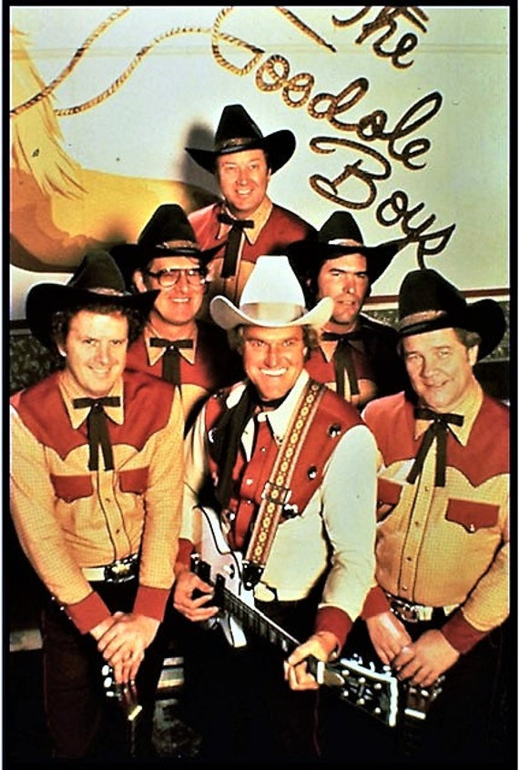 The Good Ole Boys at Bob’s Country Bunker 1980 Images