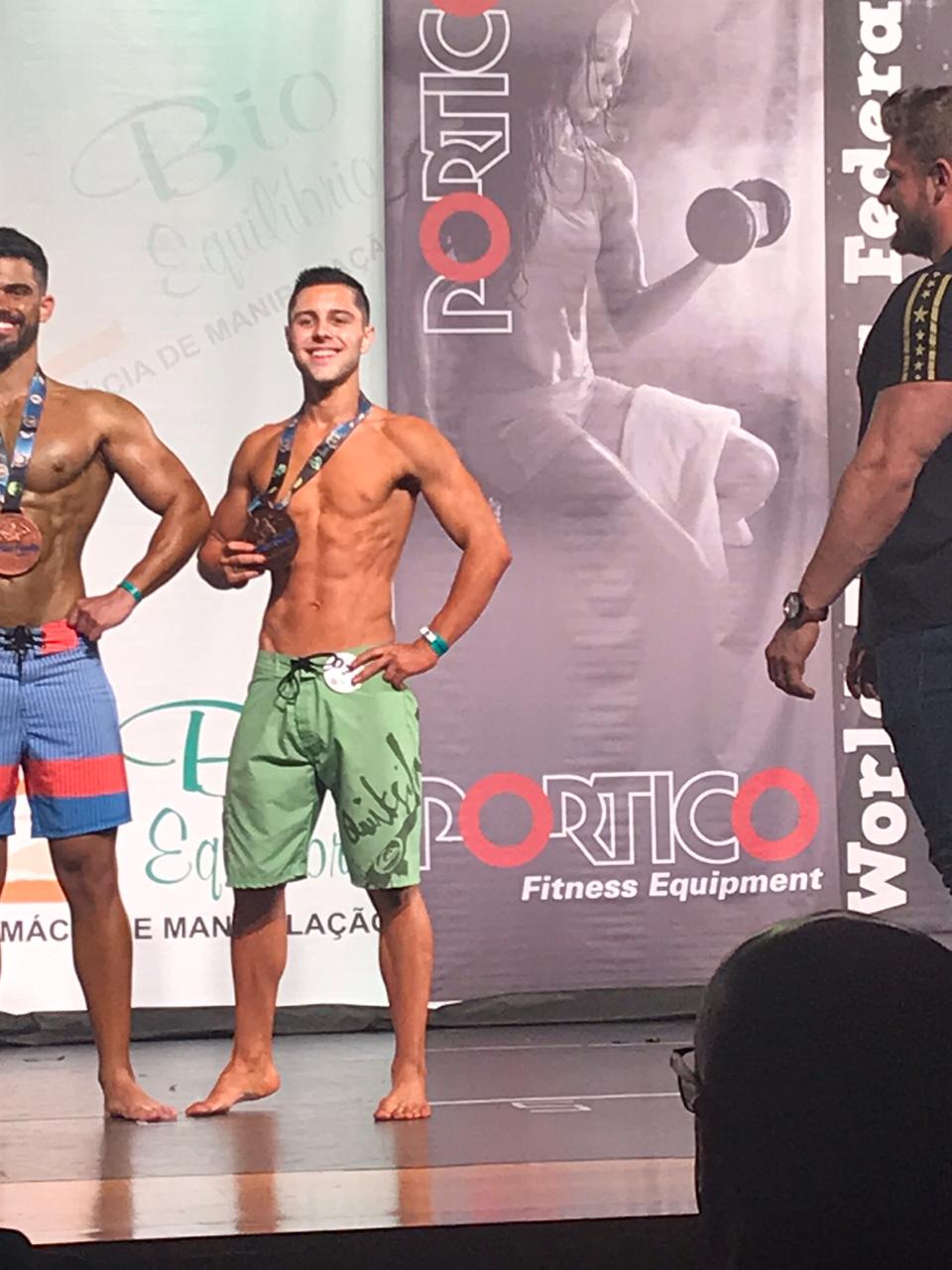 Got a top 5 on my first contest as a natural men's physique. Preped for