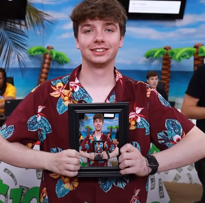 its karl holding karl holding karl holding karl r/MrBeast