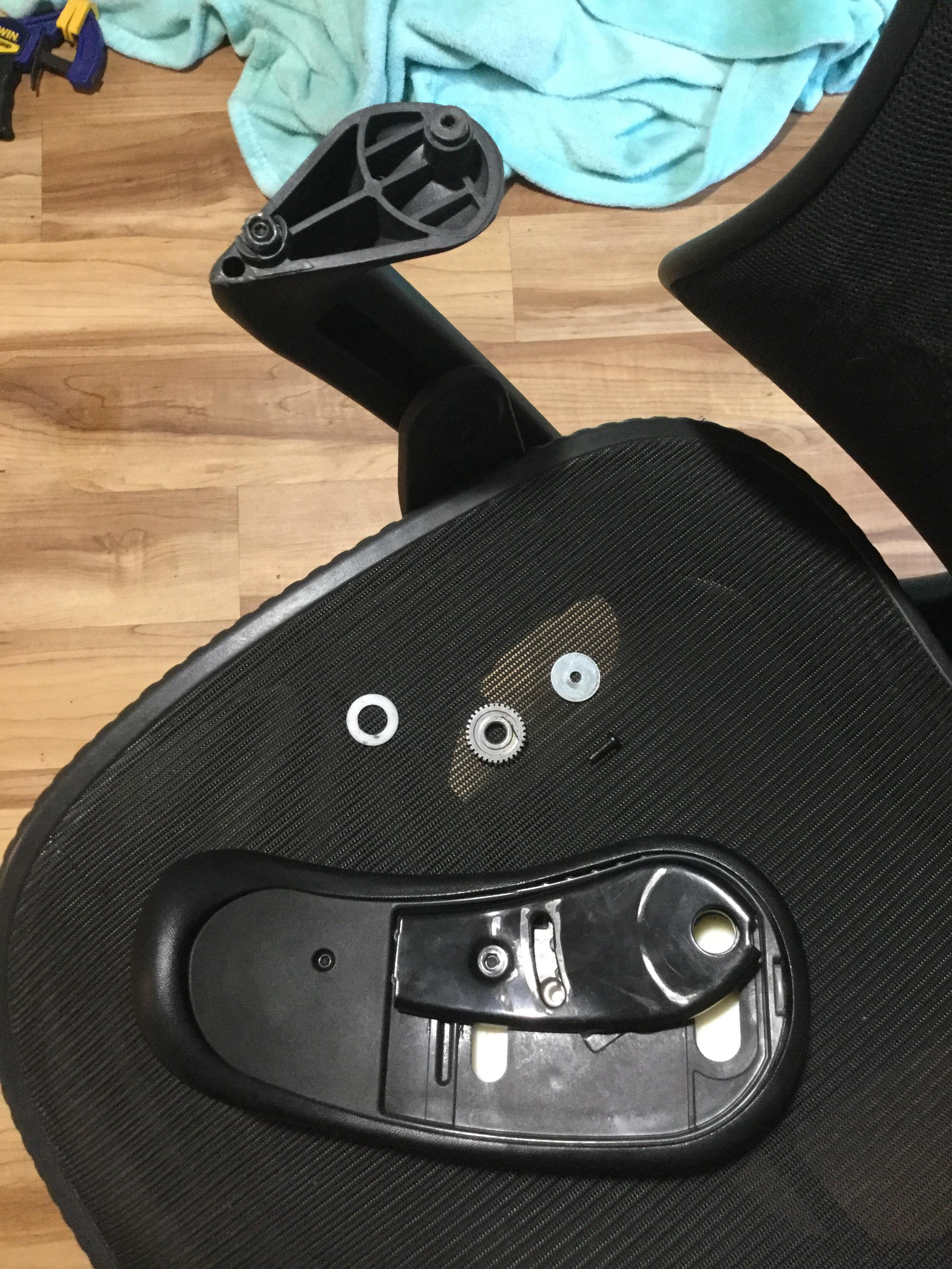 Can anyone tell me the model of this Herman Miller and what the parts would be to fix this is