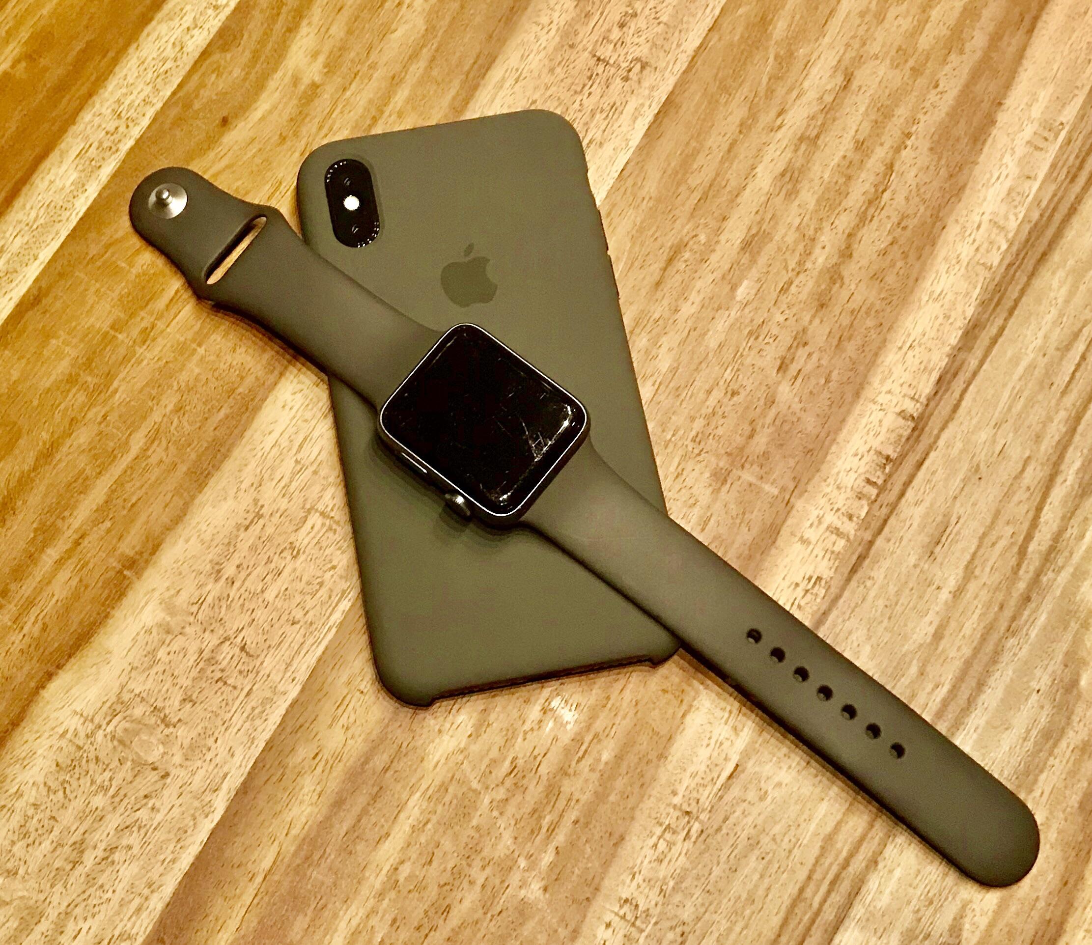 iPhone x + Apple watch dark olive r/AppleWatch