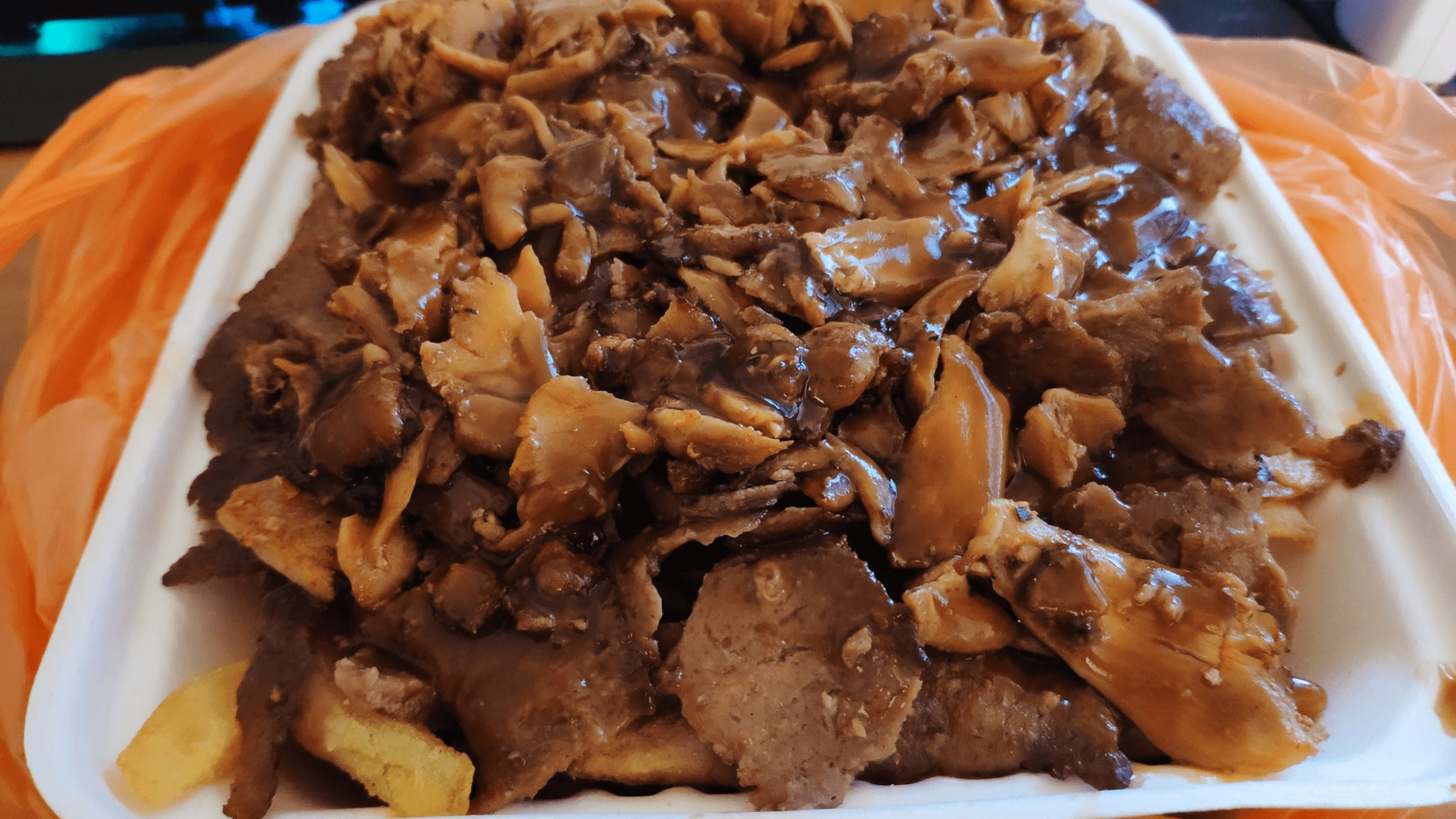 [I Ate] (Half) of a HSP Halal Snack Pack Chips, Lamb Kebab Meat