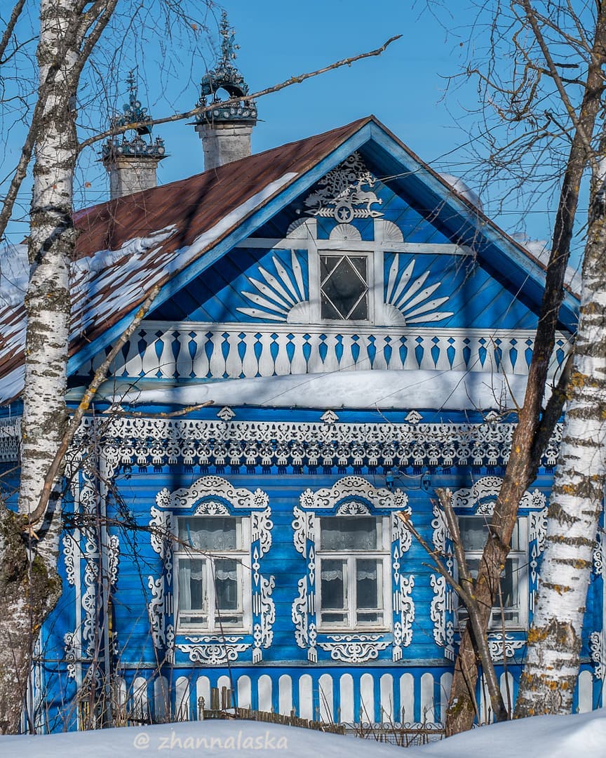 A traditional Russian house, Sudislavl, Russia r/ArchitecturalRevival