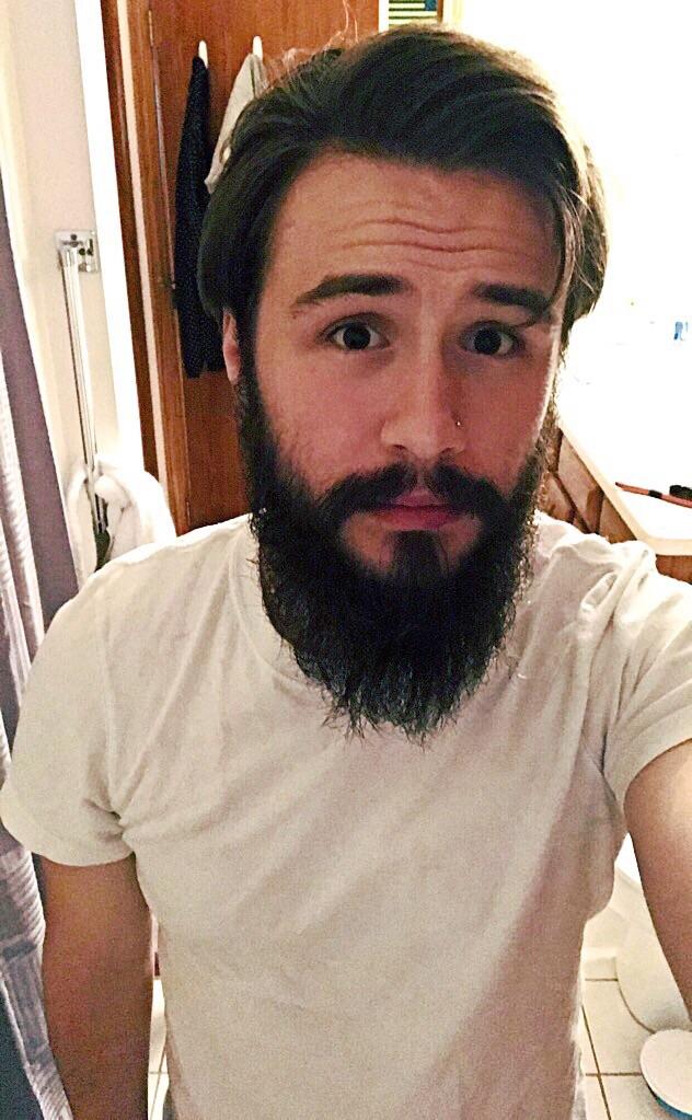 Am I beardy enough for the beard club? 8 months in a few days. r/beards