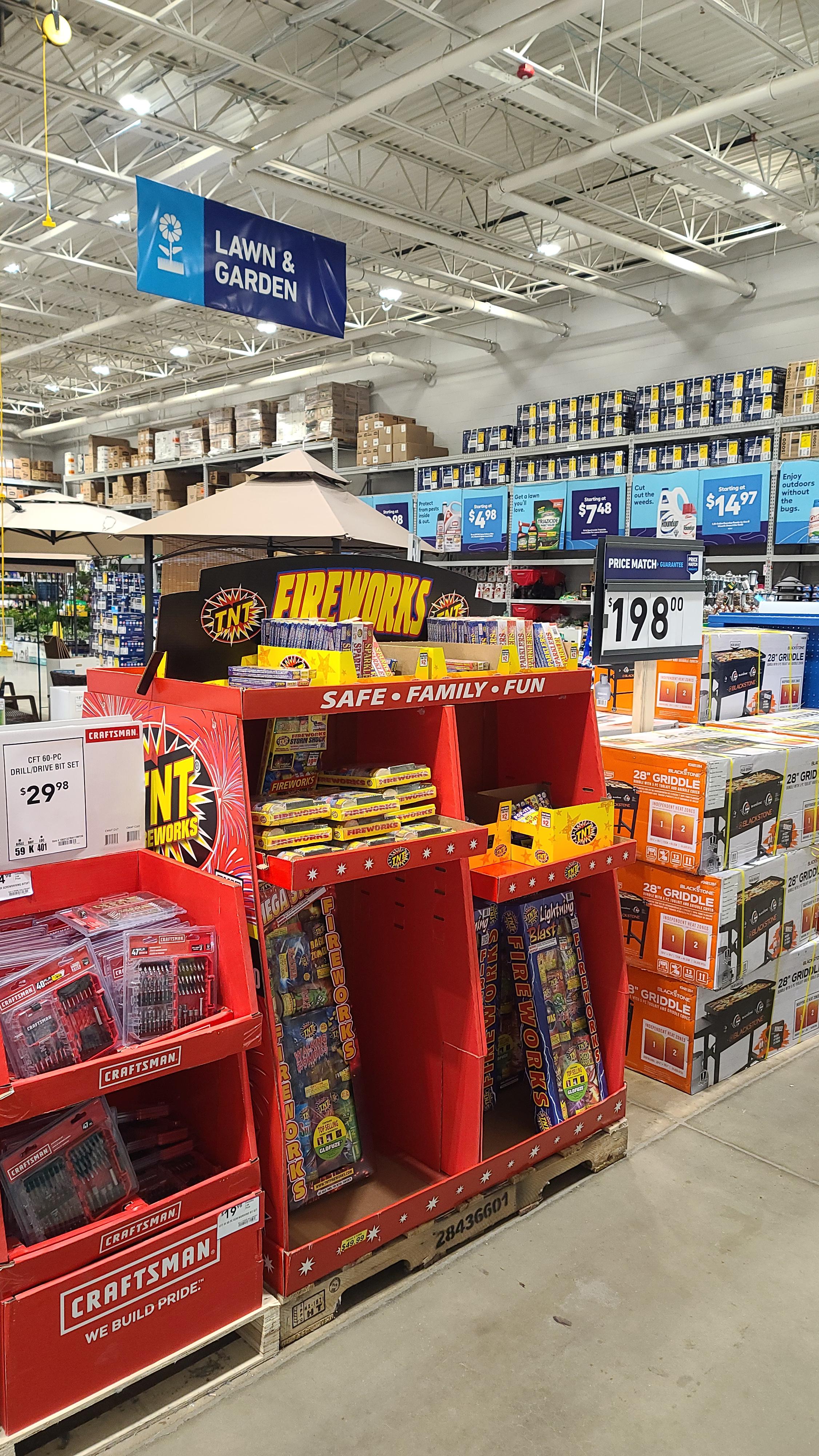 I found fireworks at the least unexpected place. They shittin' on Home