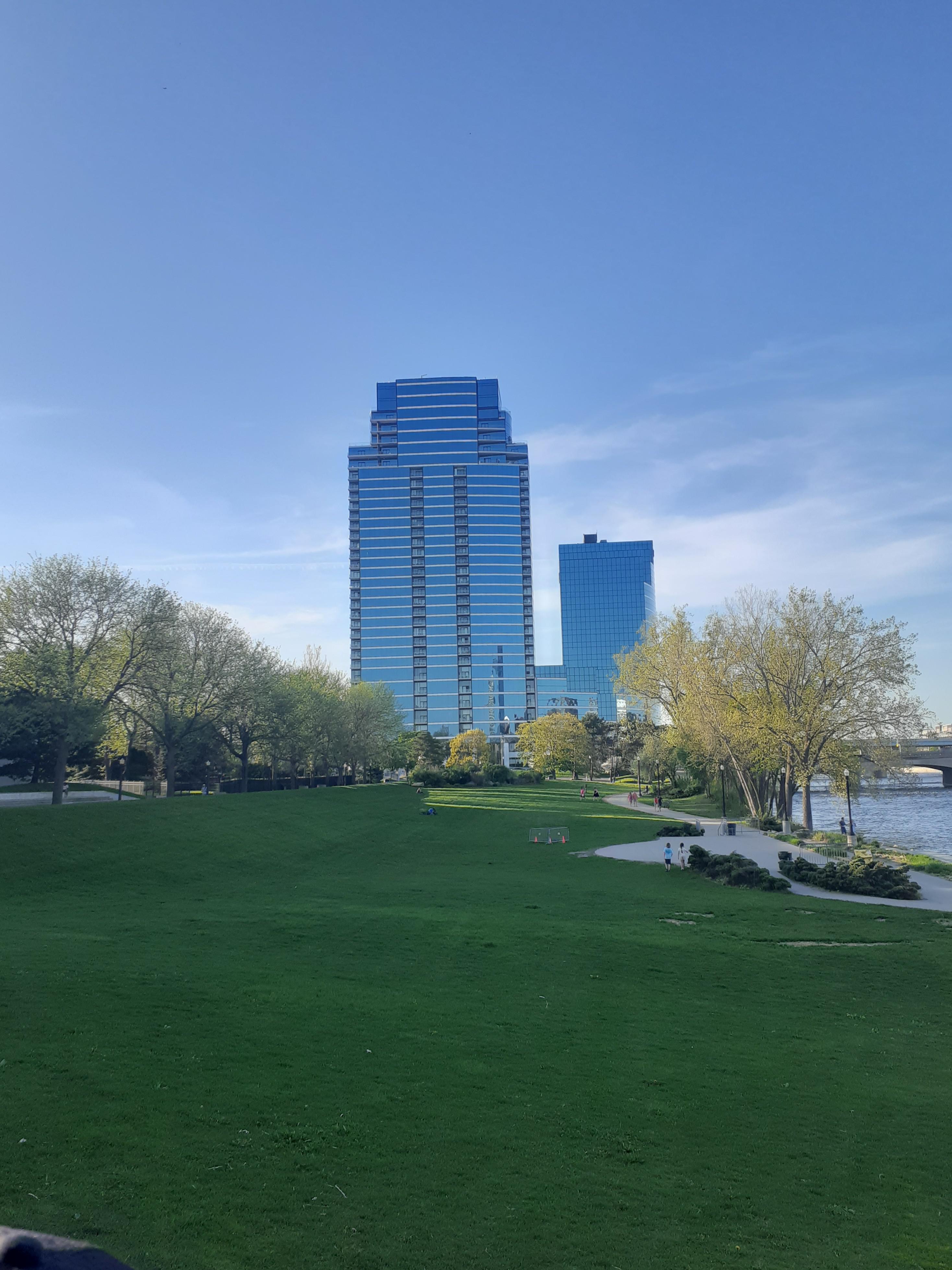 River House Condos blending prefectly with the blue sky Grand Rapids r/Michigan