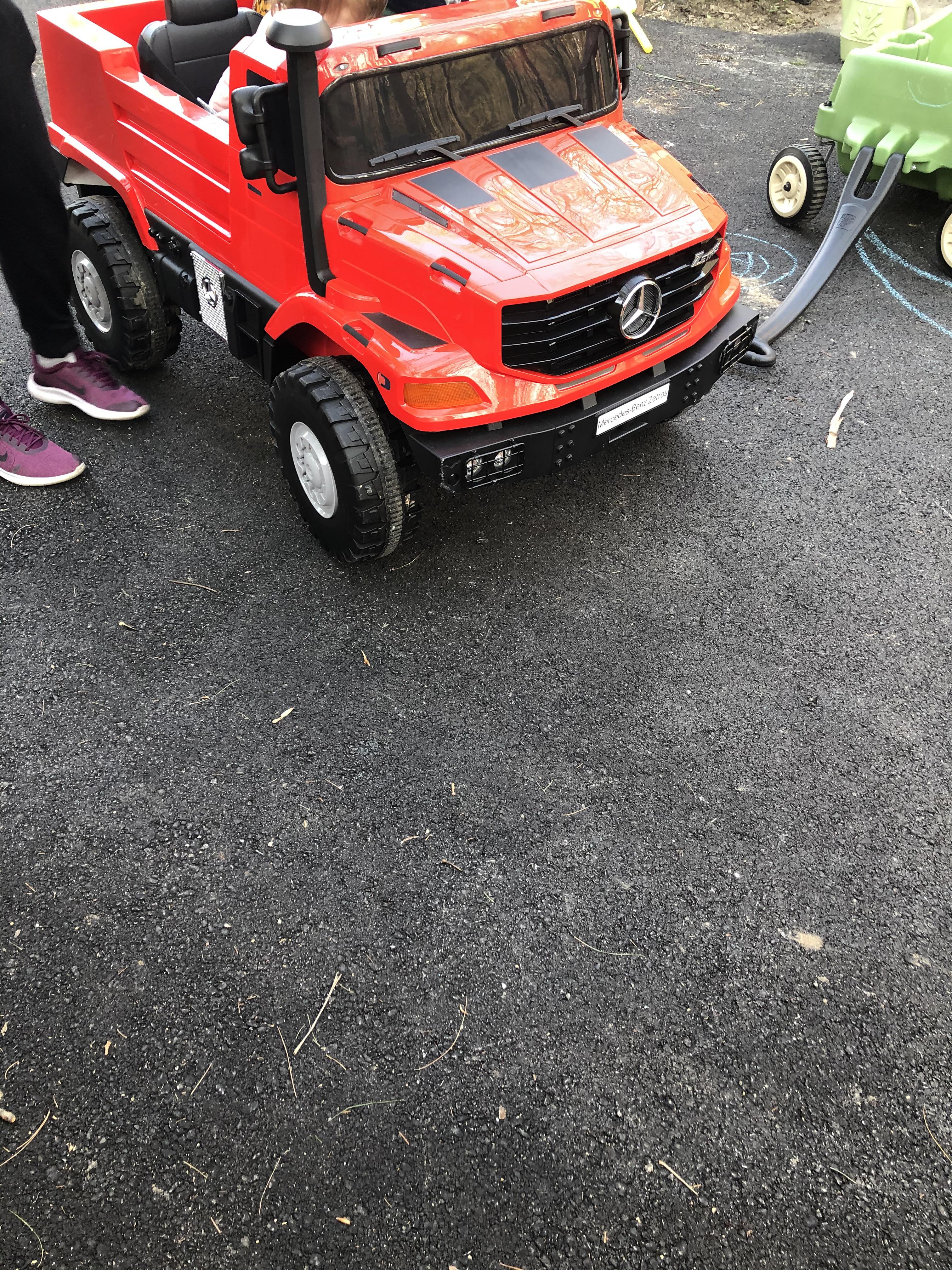 Plastic vs rubber tires? Safety? r/PowerWheelsMods