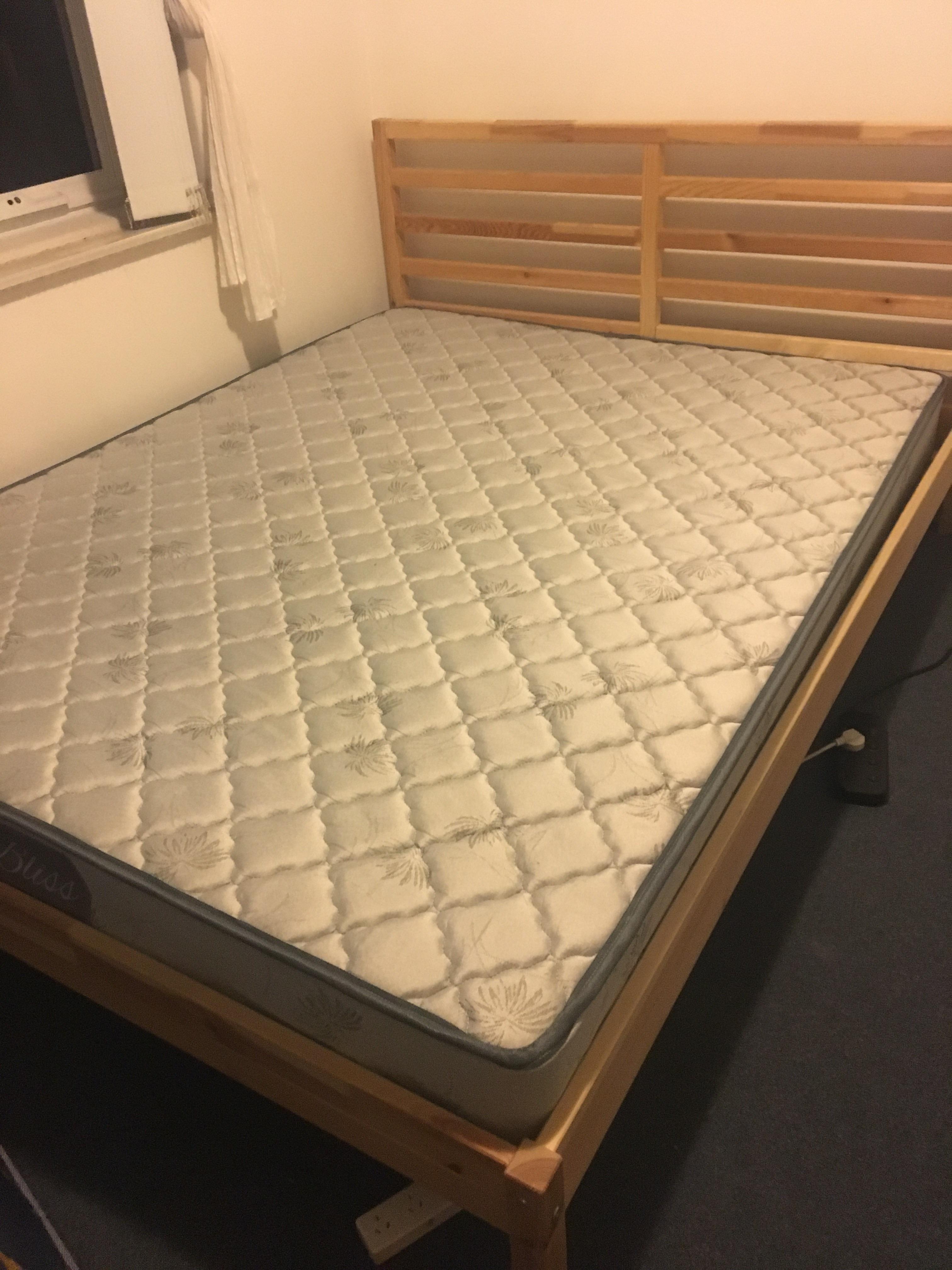 [SELLING] Mattress and ikea bed frame Queen size 100 pick up Nth Melb