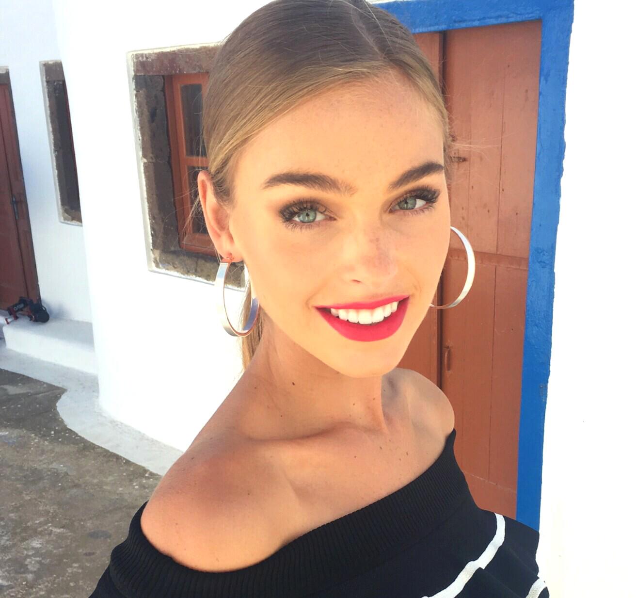 Elizabeth Turner : PrettyGirls