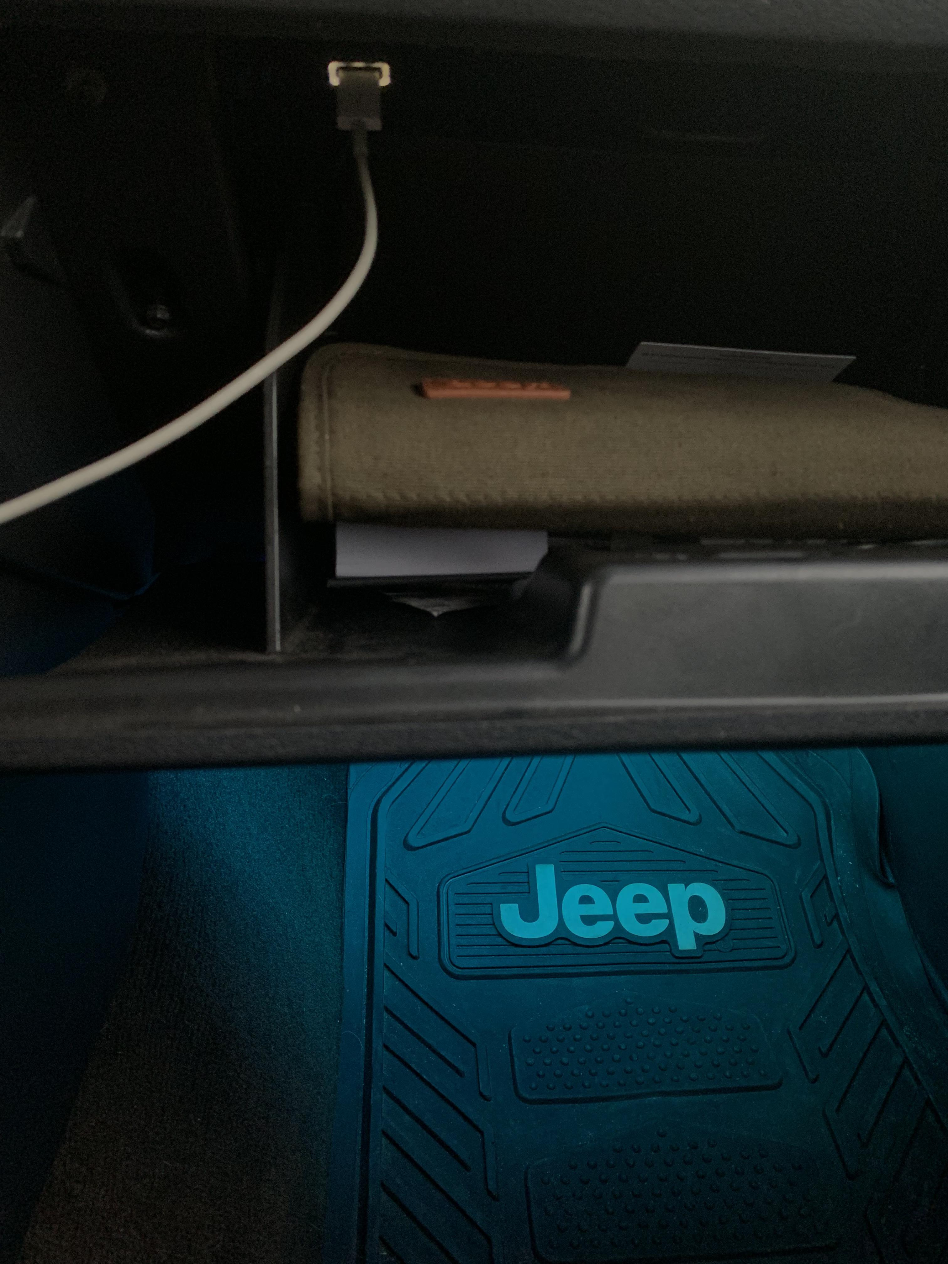 Ive had my patriot for half a year now , i found this in the glove
