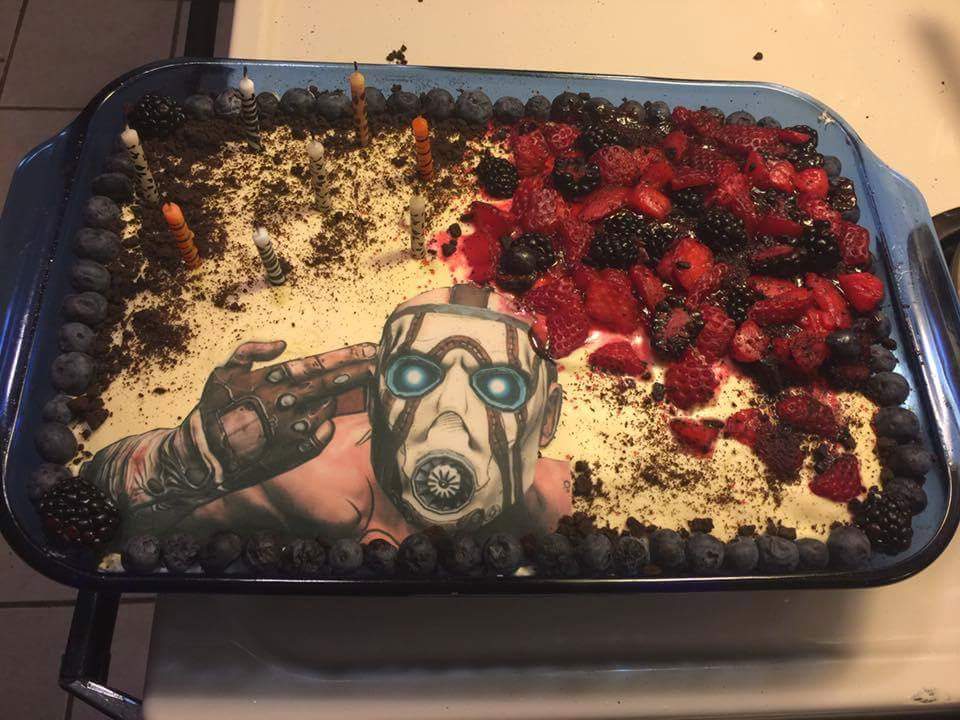 This Borderlands cake r/gaming