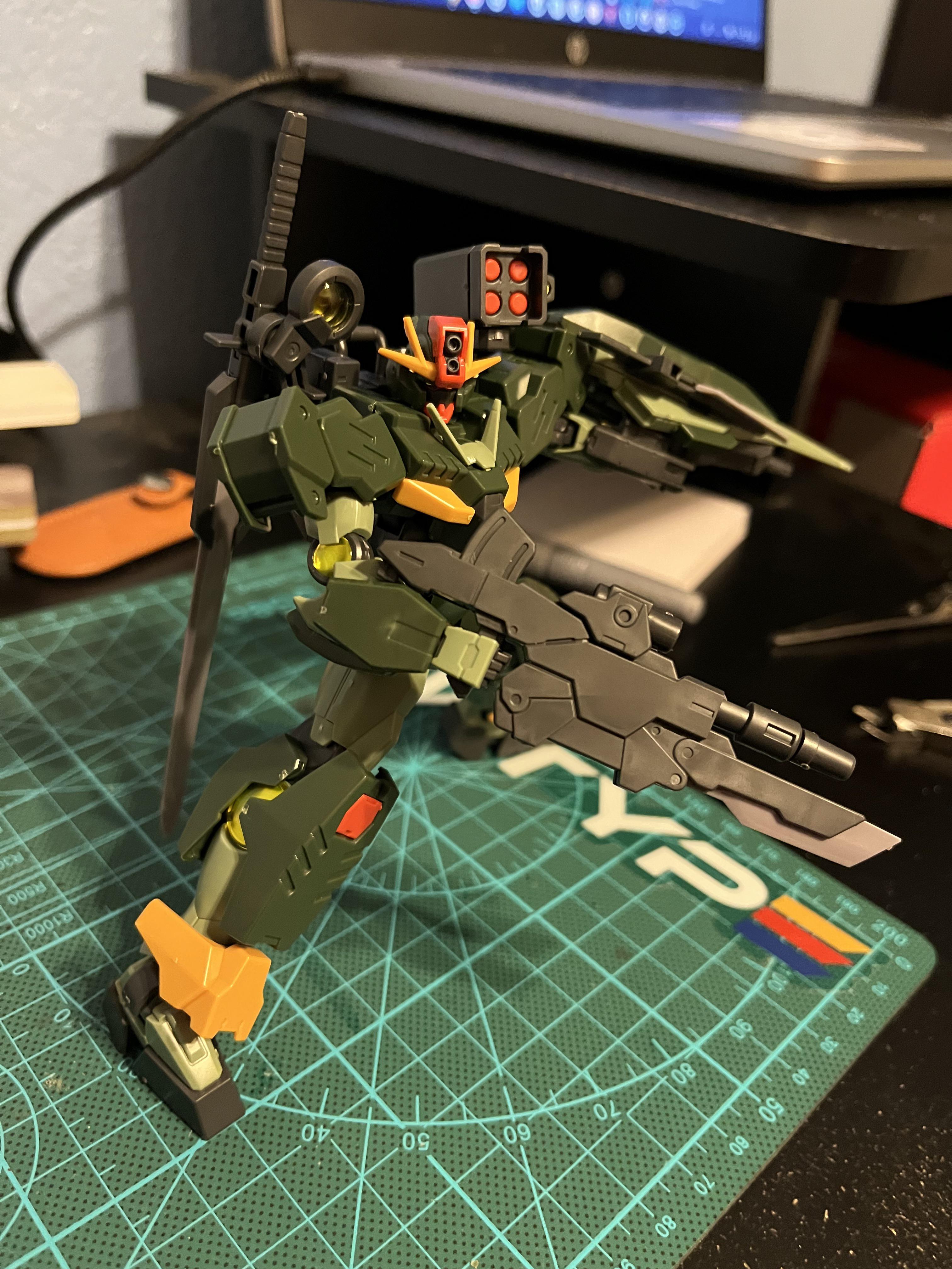 Any ideas for a realistic color scheme? (The only paints I have are