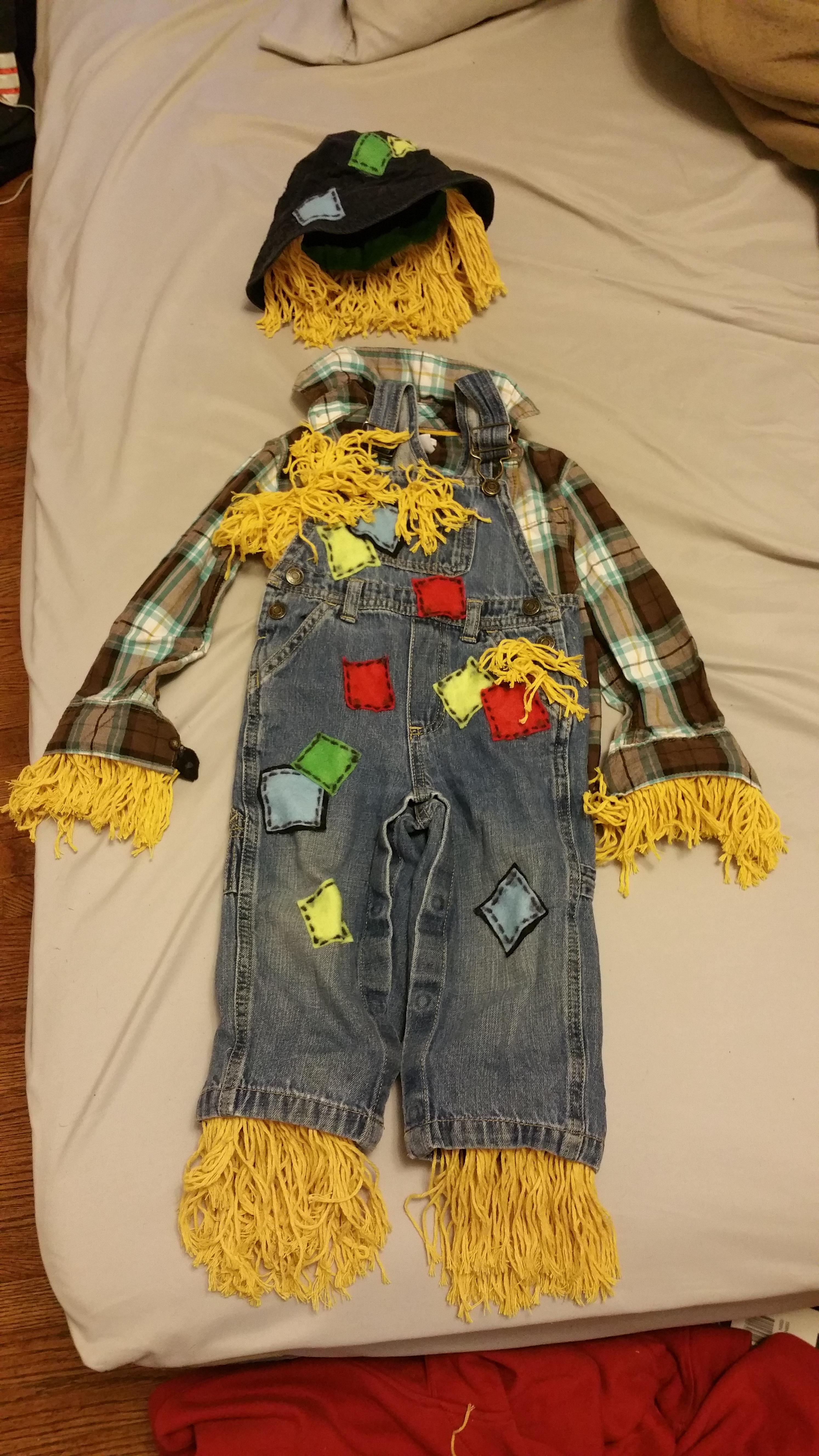 DIY Toddler Scarecrow Costume! r/halloween