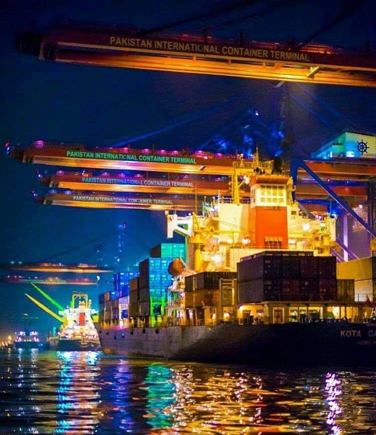 Karachi Port at Night r/pakistan