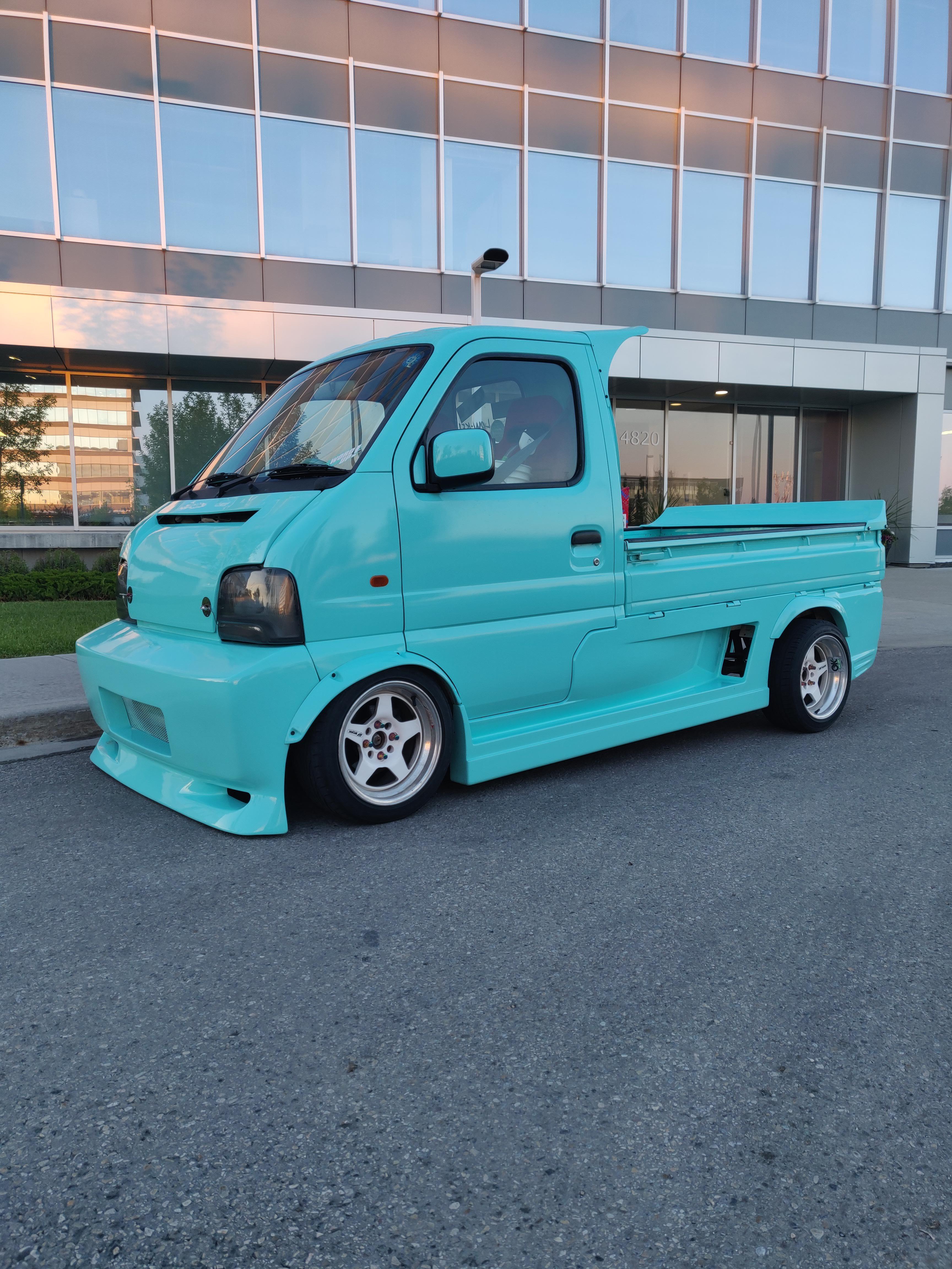 Something a little different in the Kei truck world. From Canada with