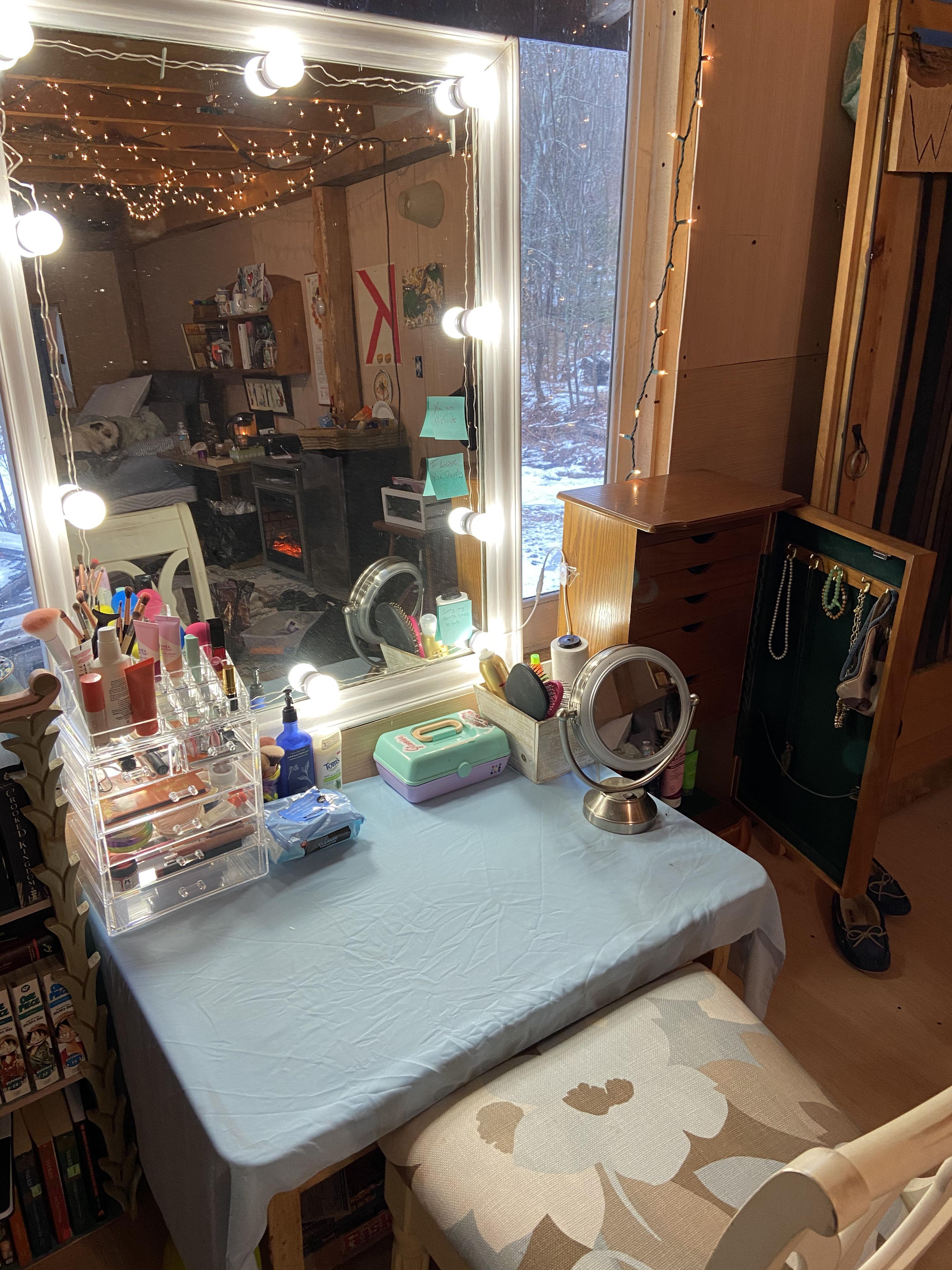 Finally cleaned up my vanity!