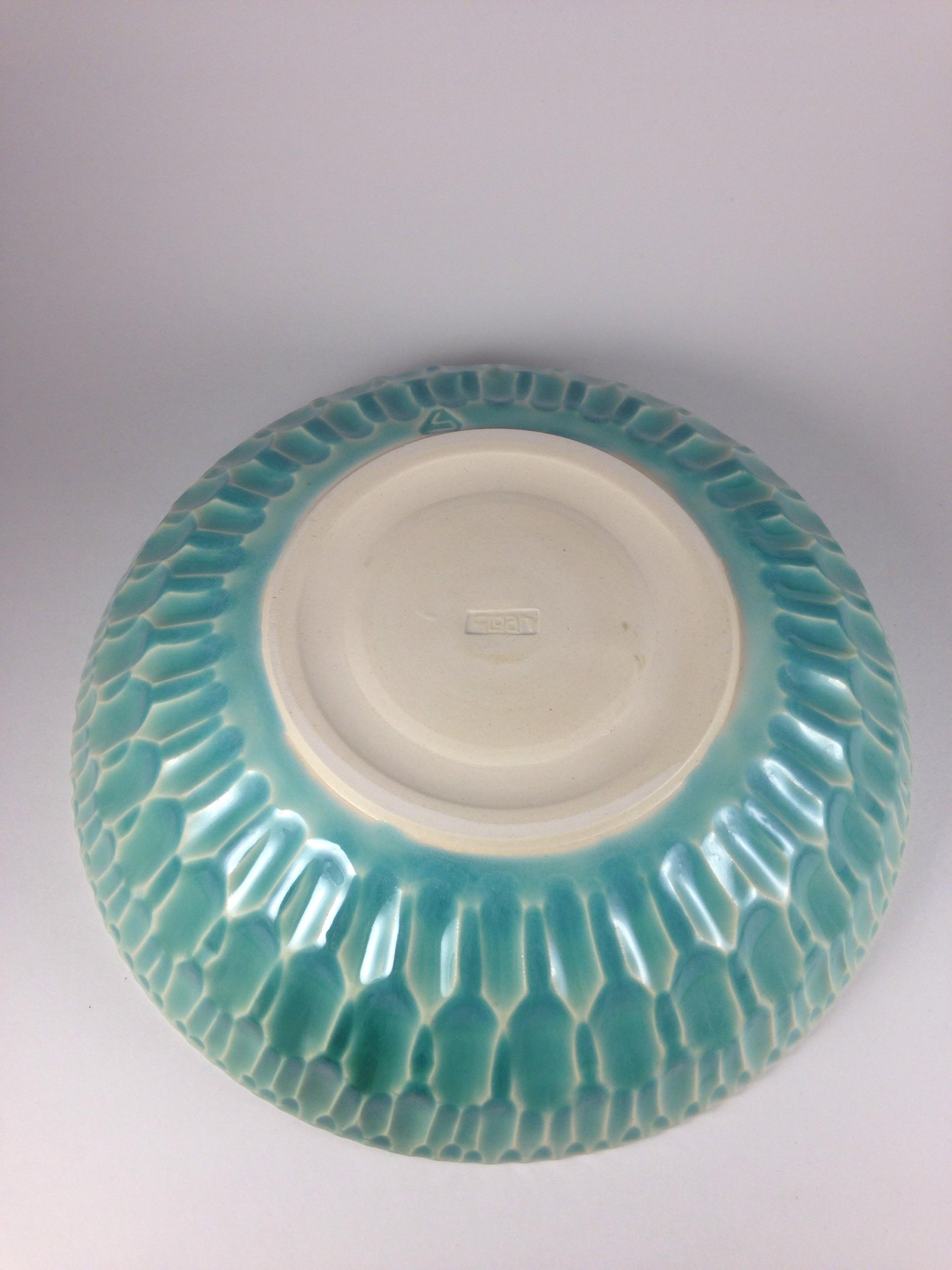Finally glazed this fluted serving bowl. r/Pottery