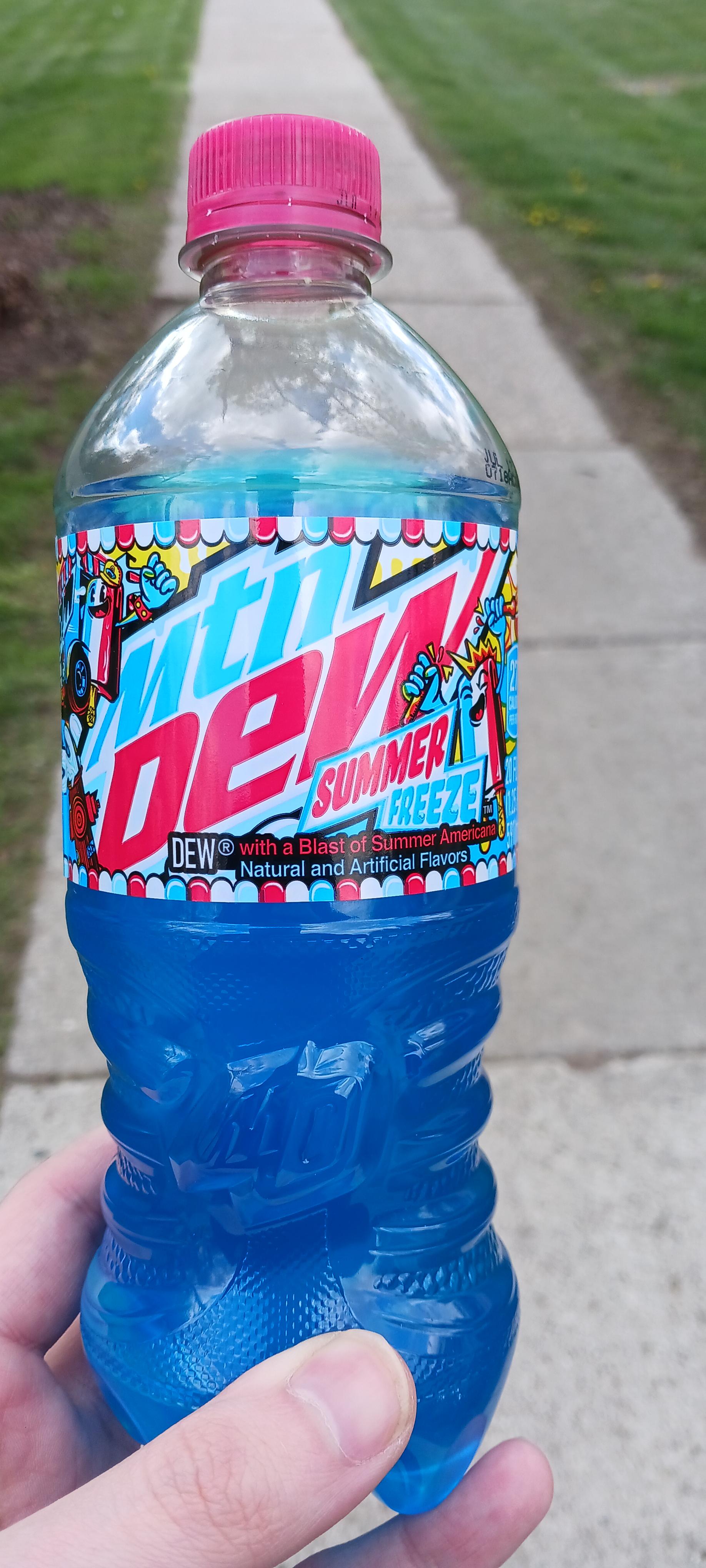 Summer is here!...I just wish it wasn't 52 degrees out and I have to wear a jacket.I dig it,it's