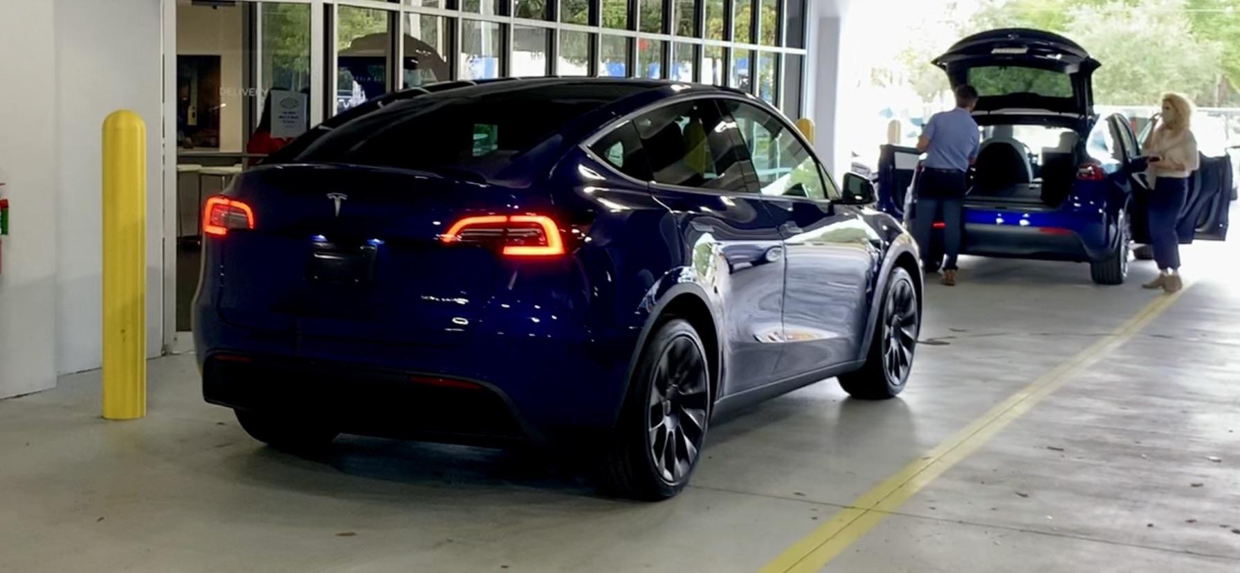 Delivery day shot… Two weeks ago r/TeslaModelY