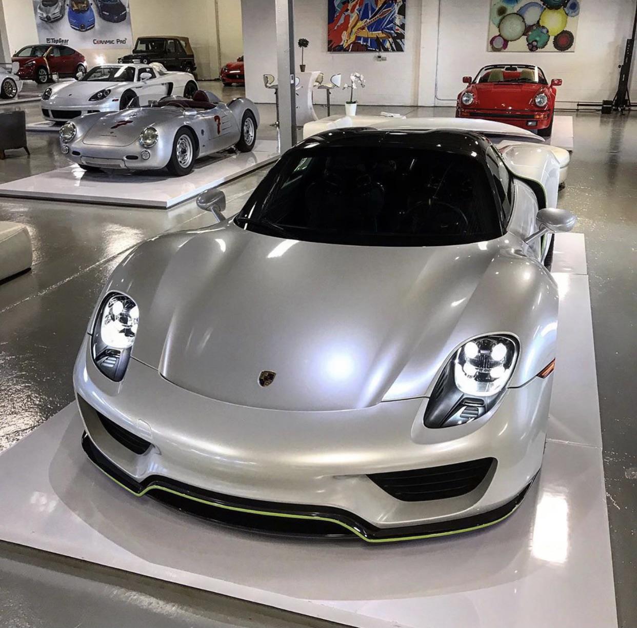 Top Gear Imports with an incredible lineup, as usual r/Porsche