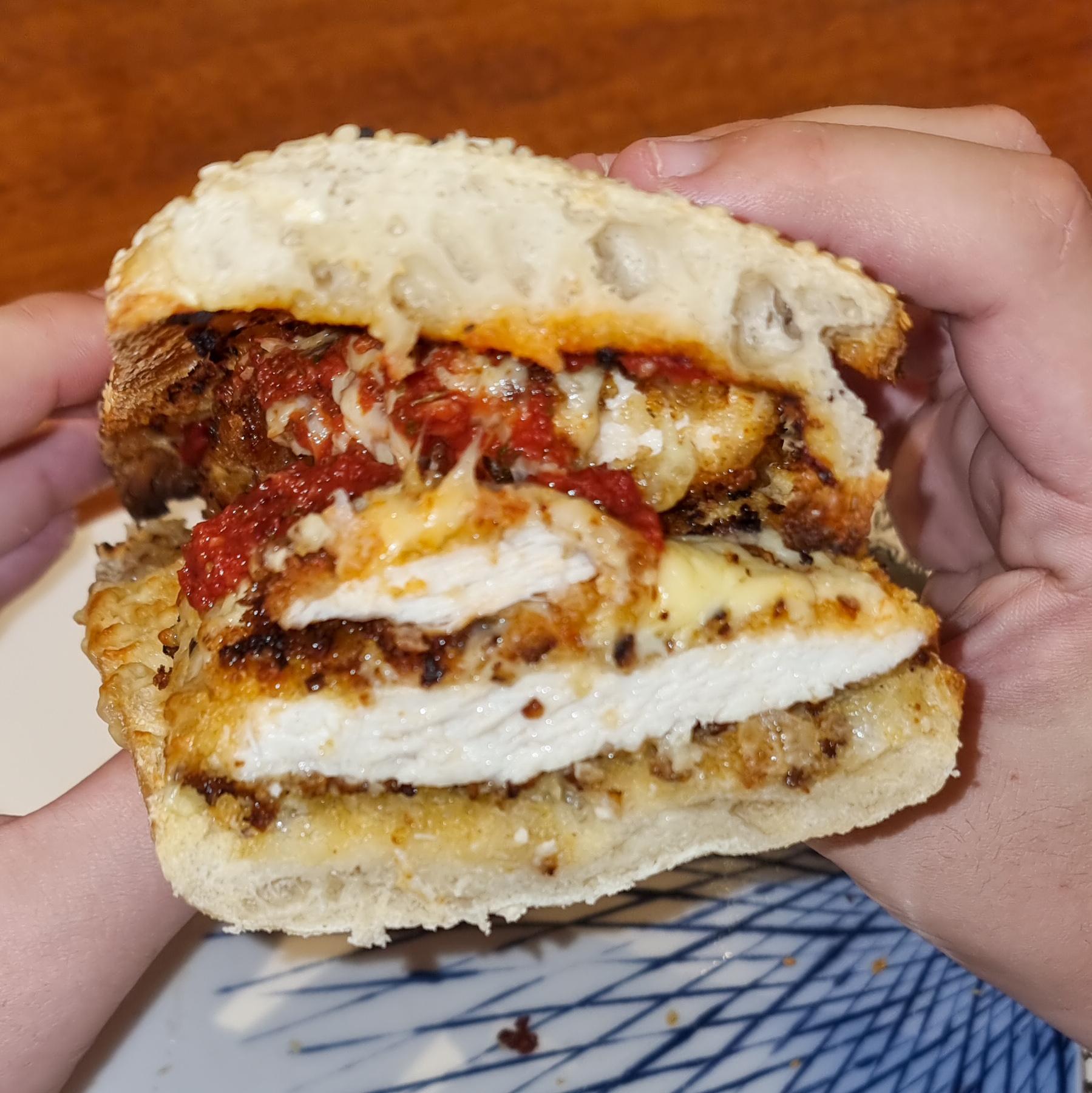 [homemade] Parm on garlic bread sandwich r/food