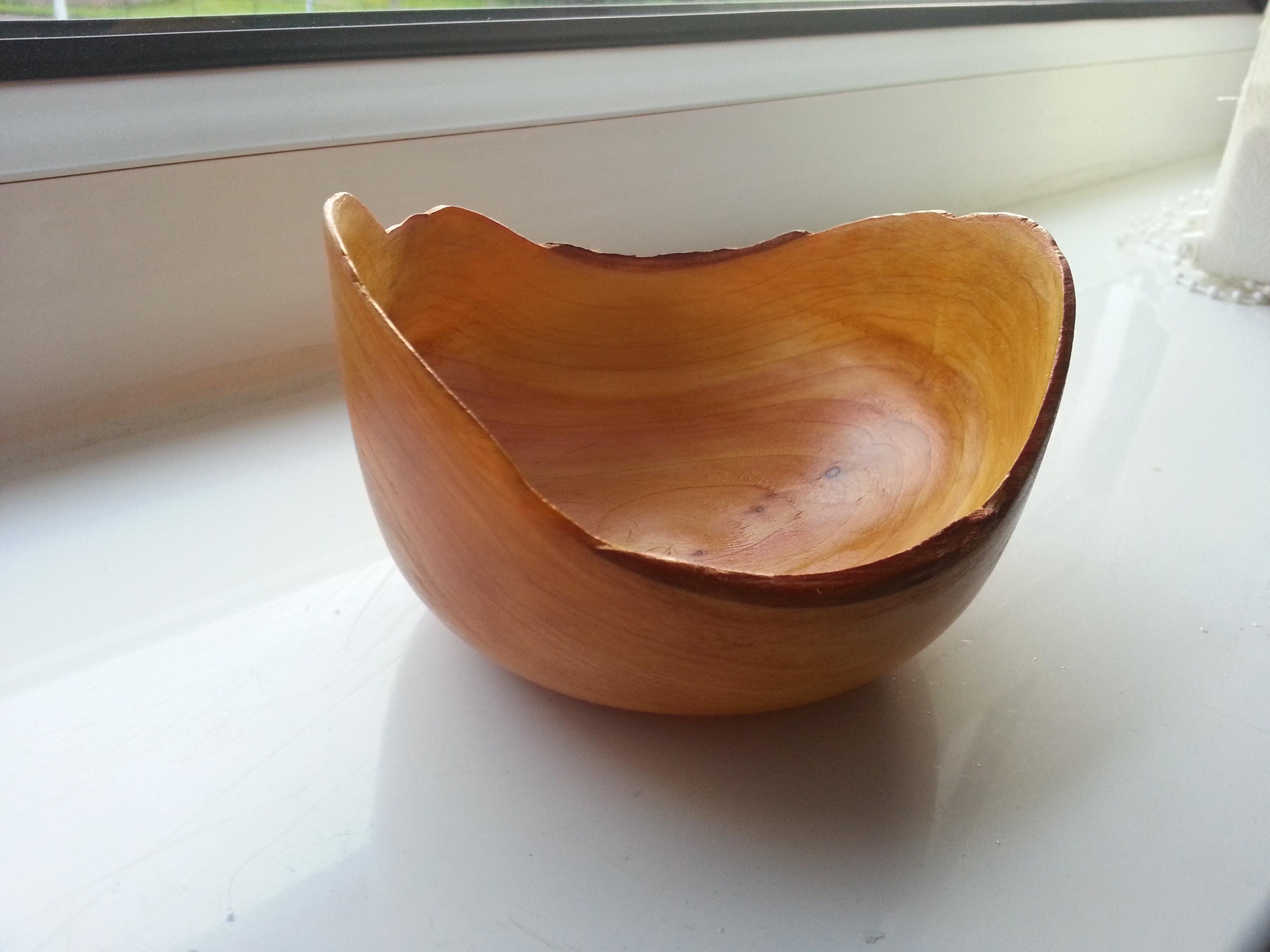 cedar bowl with shellac finish. r/turning