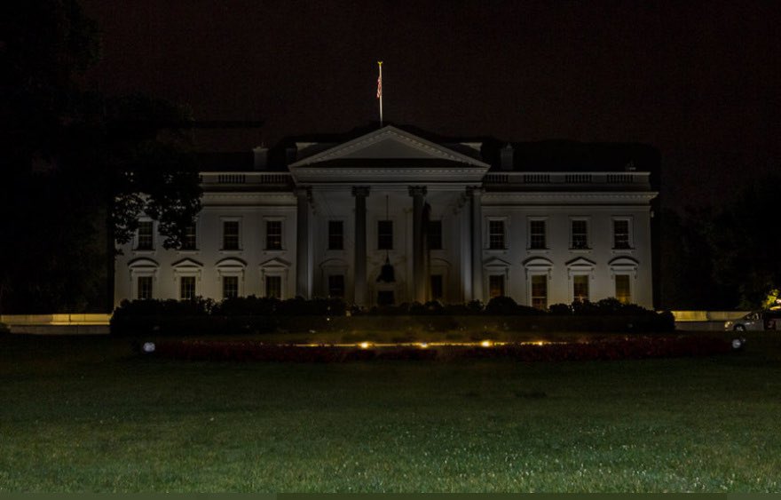 Last one in the bunker, turn out the lights. White House in darkness