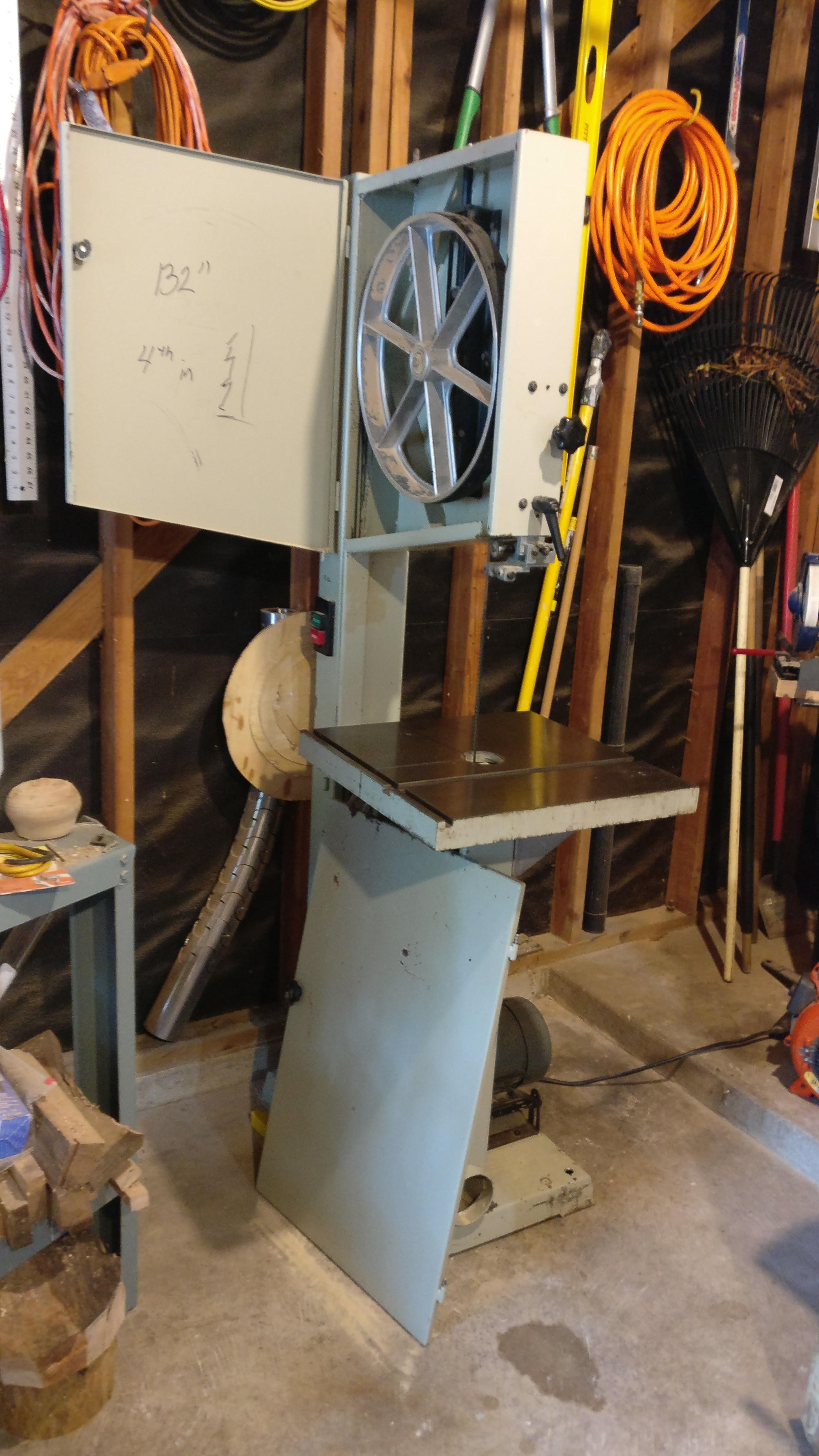 Today's addition, 18" Lobo bandsaw. It was used...which means it needs