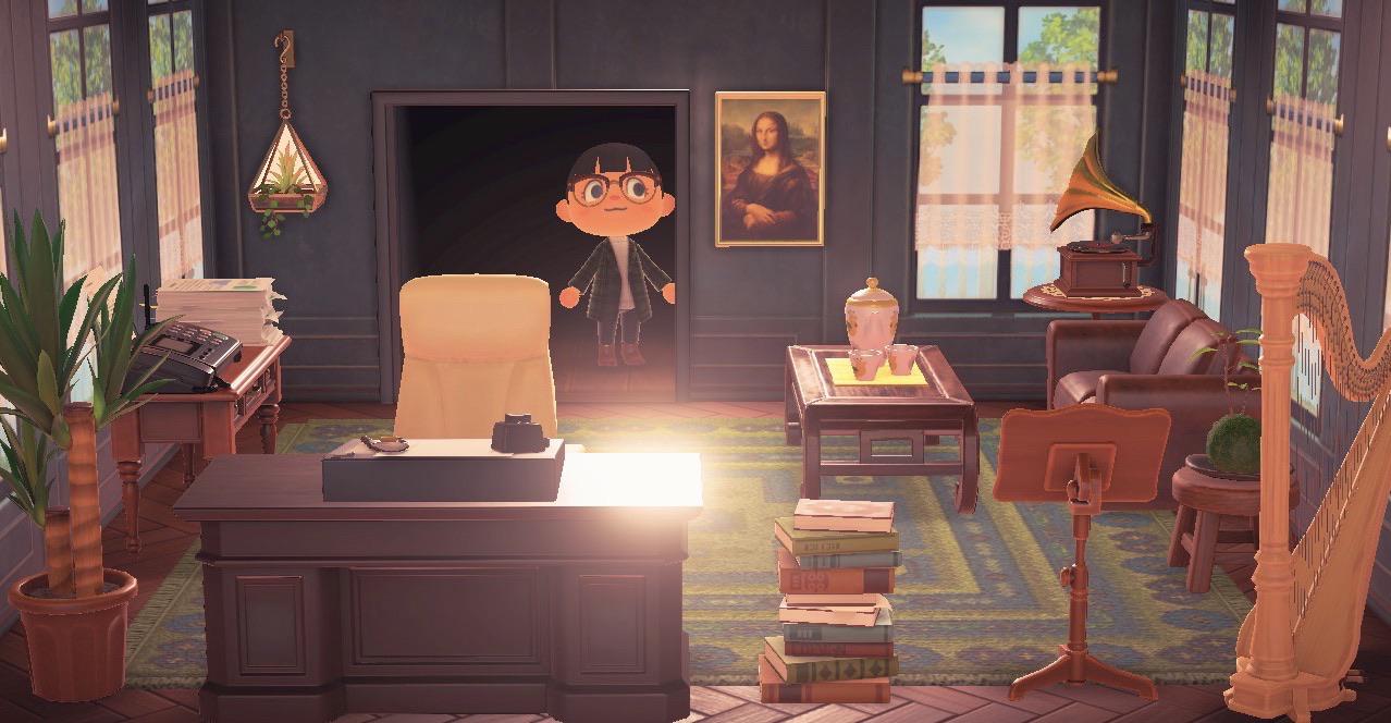 the lighting from the cafe curtain wallpaper is beautiful r