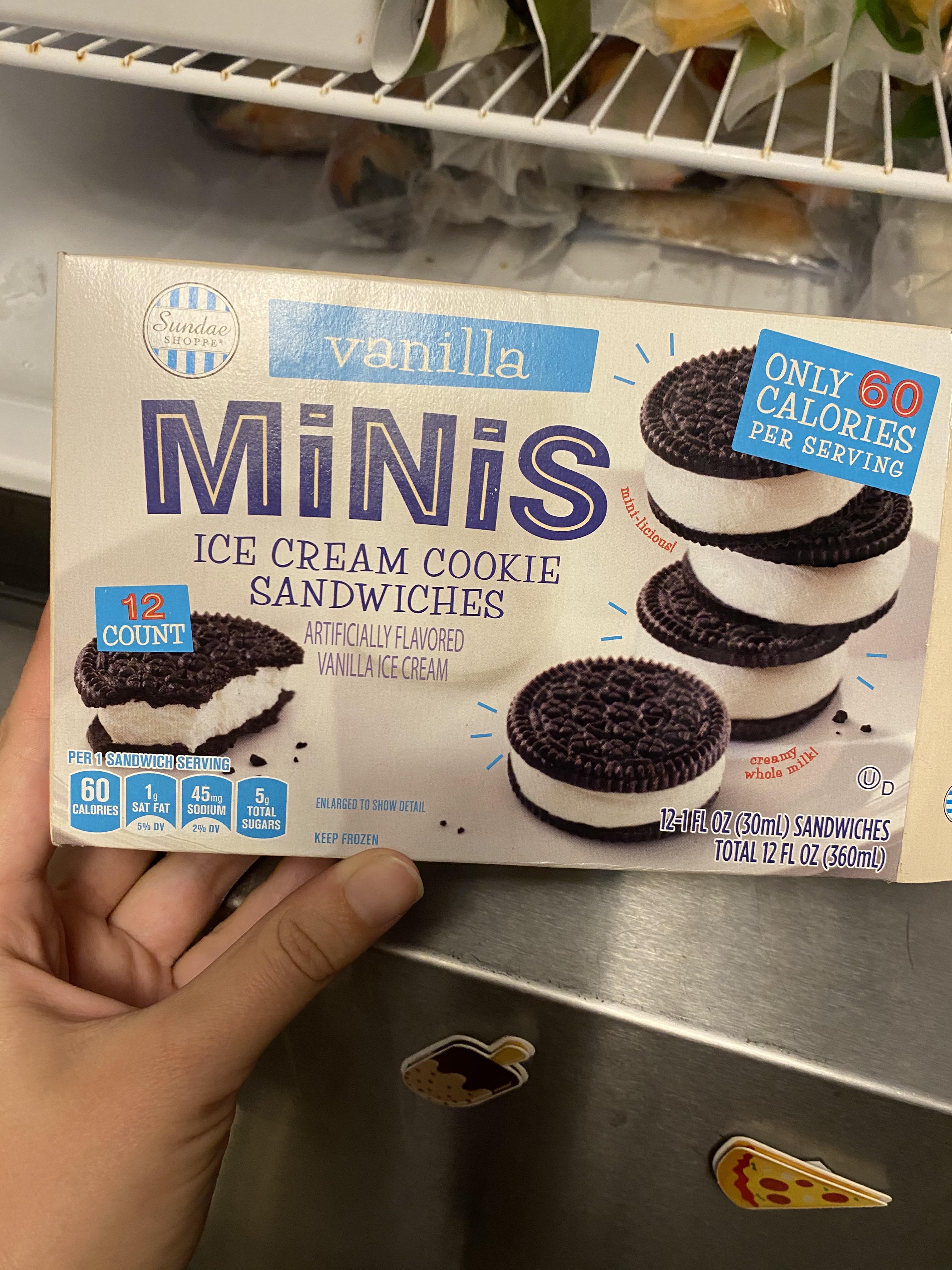 Only 60 calories each for these delicious ice cream Oreos, from Aldi