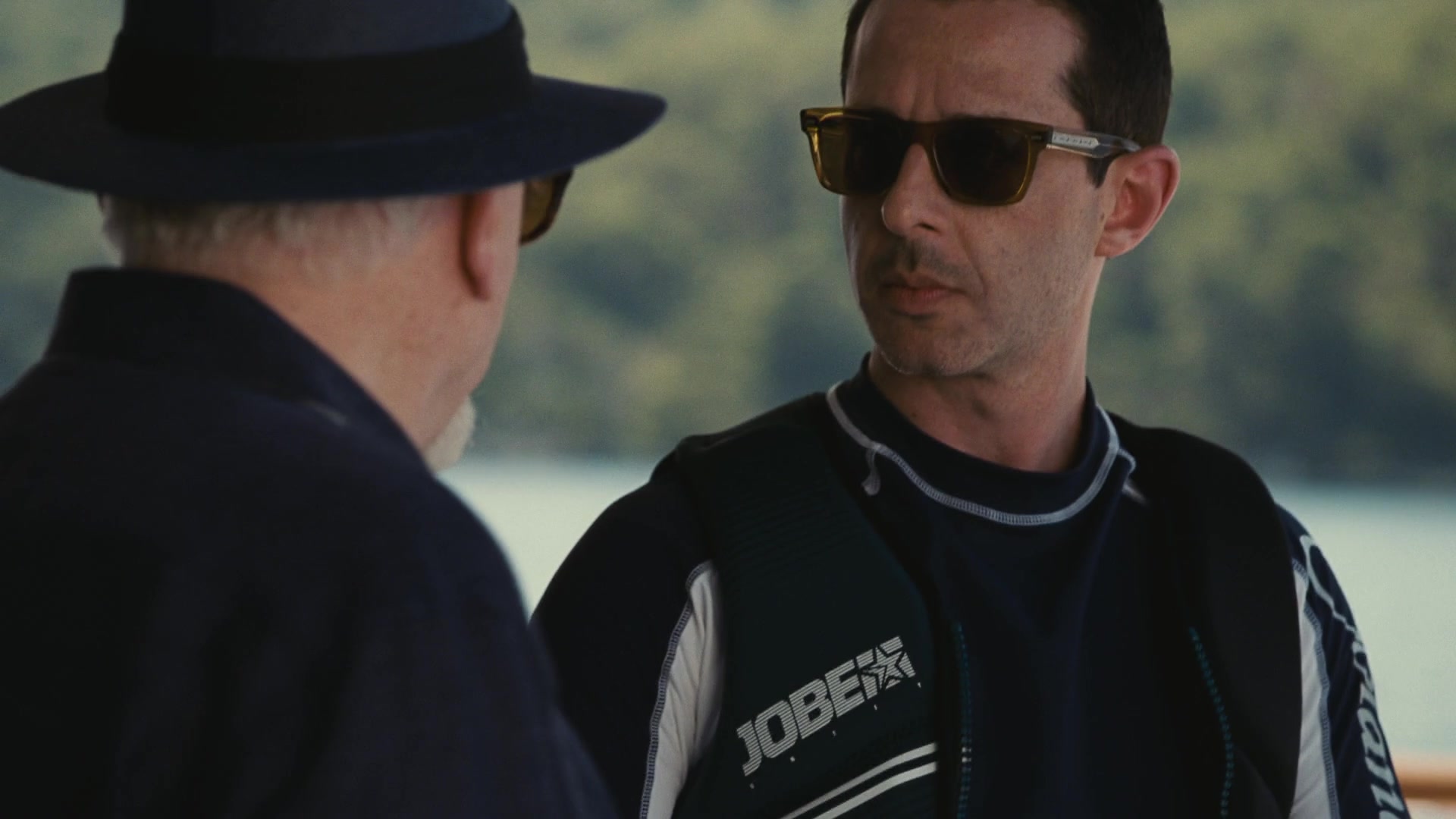 Does anyone know what sunglasses Kendall is wearing here? r/SuccessionTV