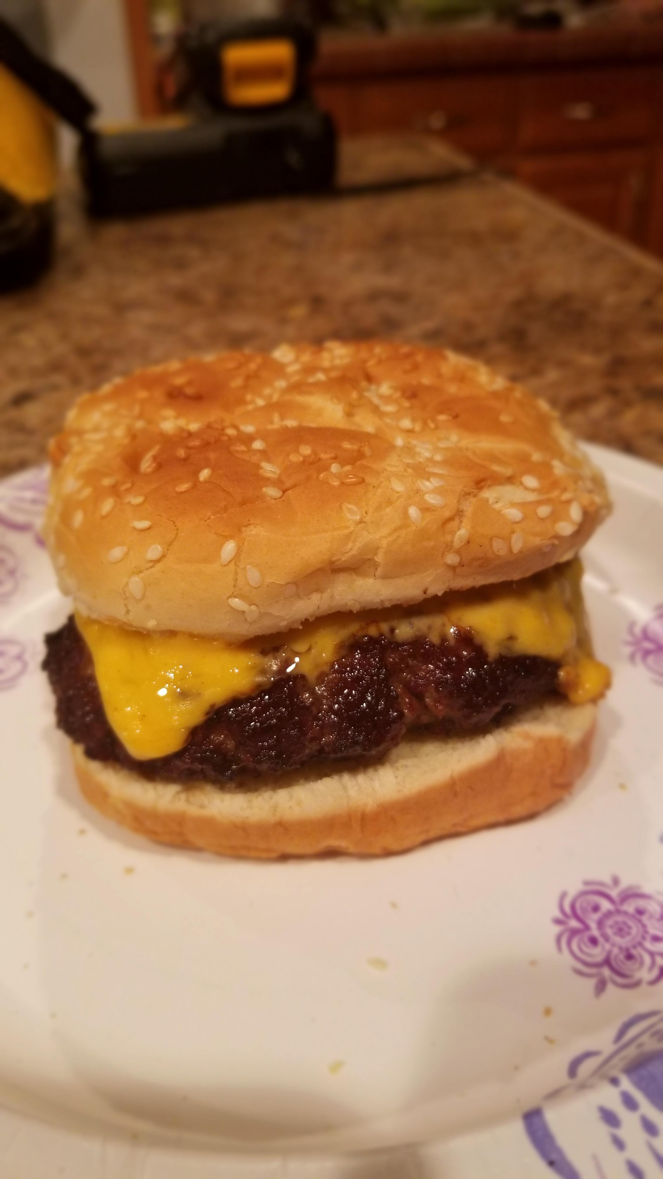 [homemade] All American Cheeseburger! r/food