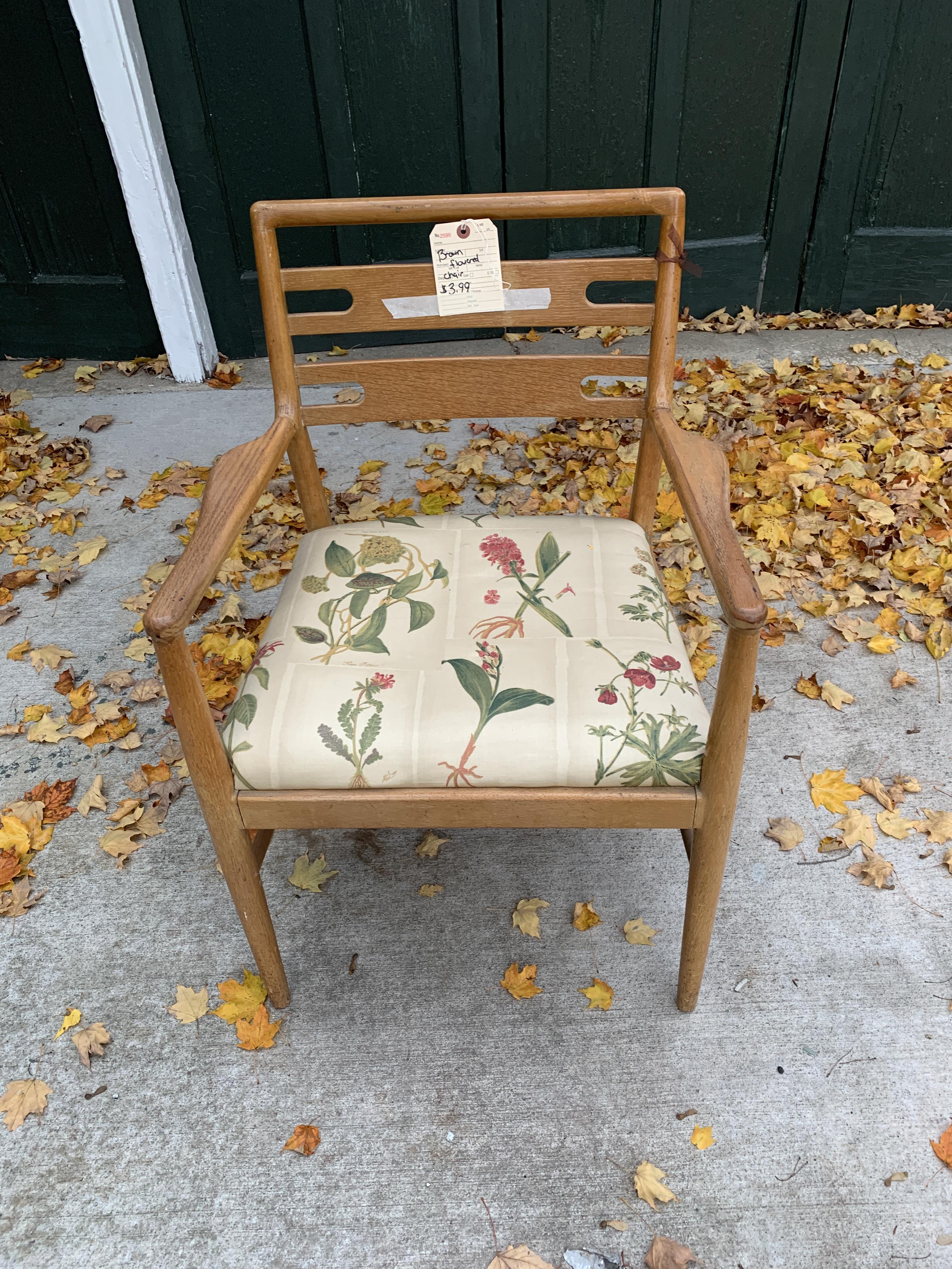 Found this mid century chair today for 3.99. I plan on reupholster it
