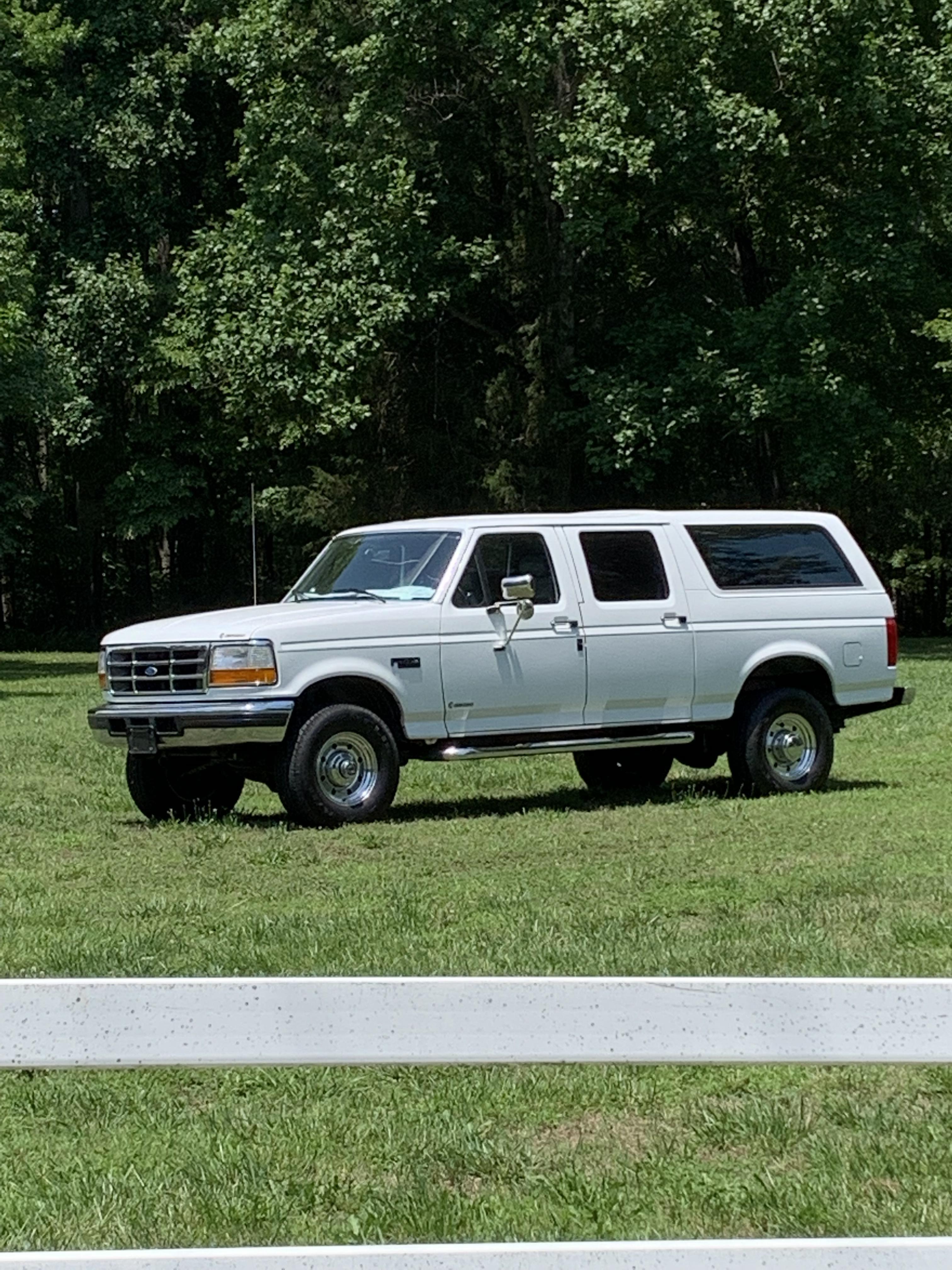Ford centurion Bronco for sale in Huntersville NC. Guy wants 25k r/Ford