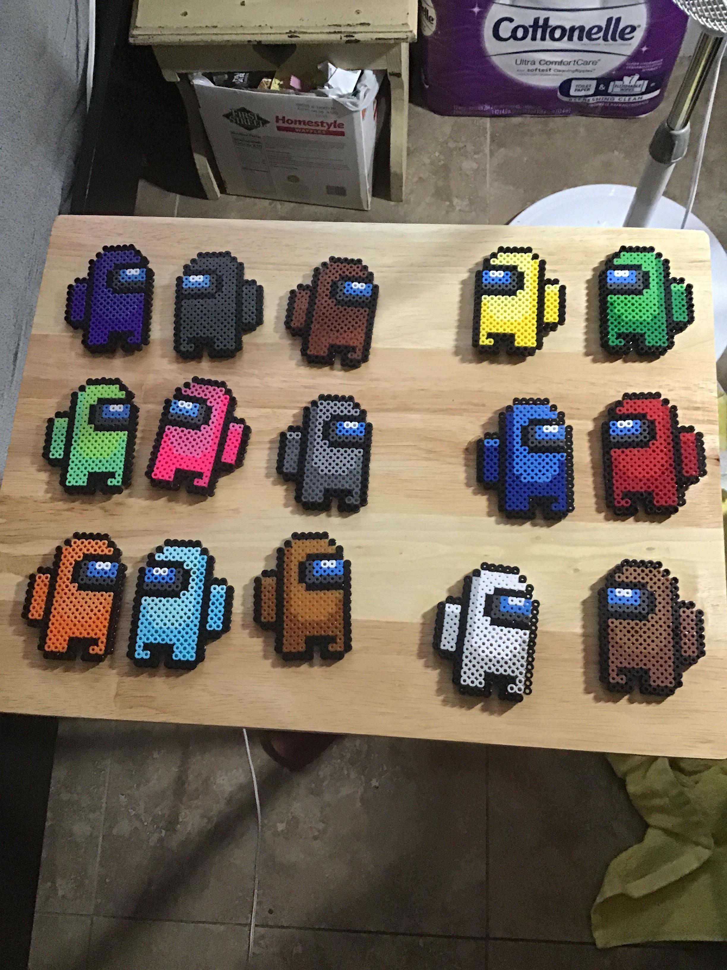 Perler Beads Among Us 500 beads midi 5milimetros pixe beads hama beads