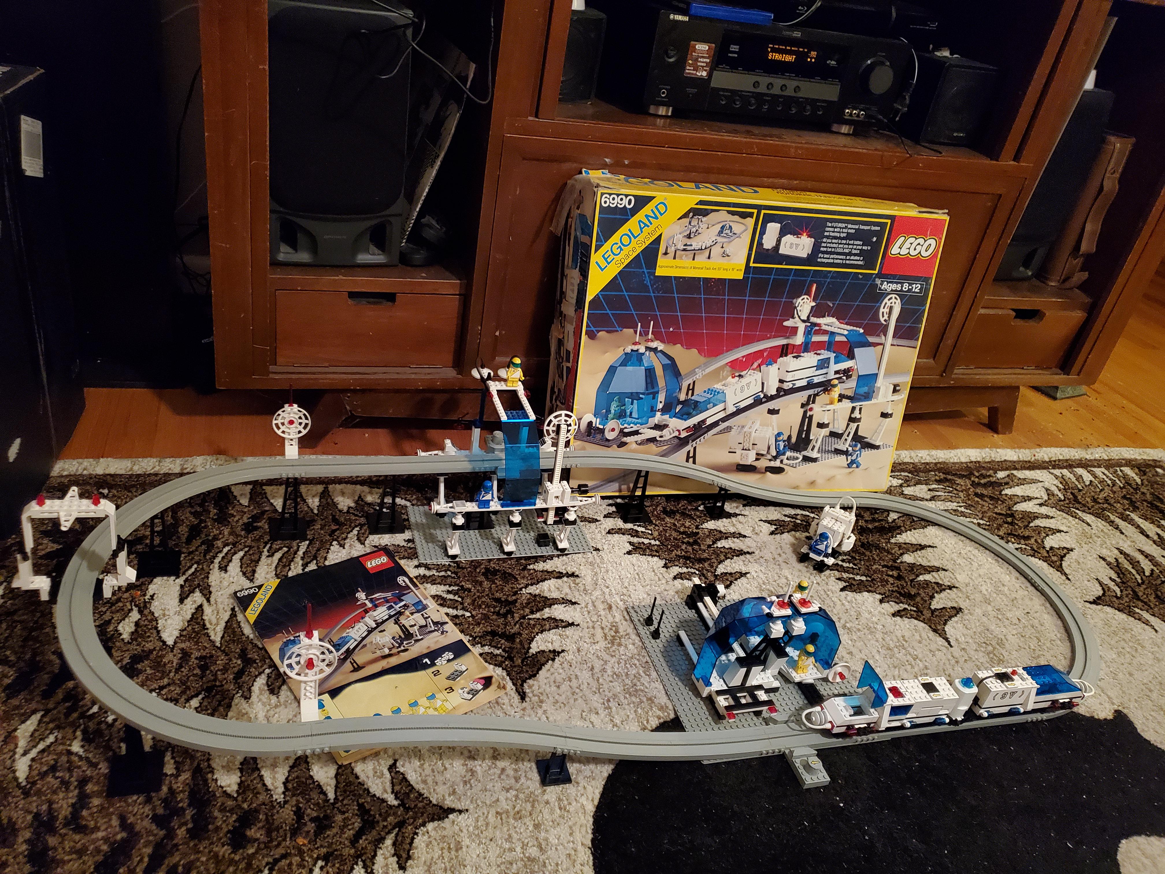 Finished putting together my 6990 set r/lego