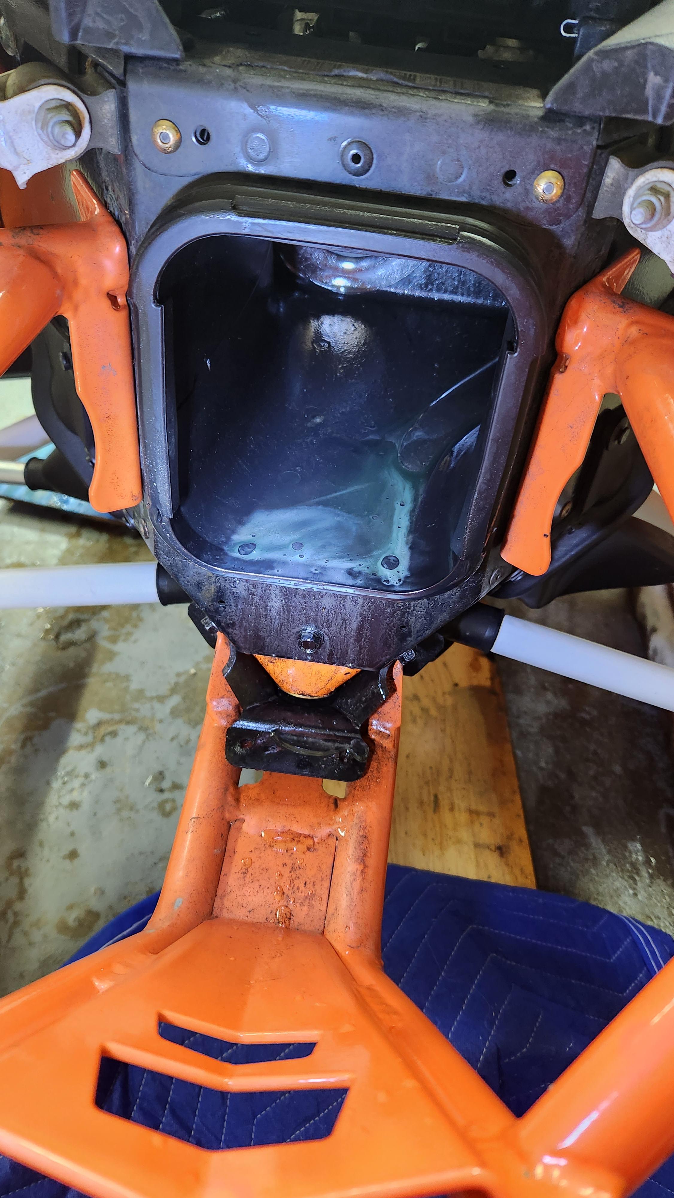 oil in air box? 2017 arctic cat m8 r/snowmobiling
