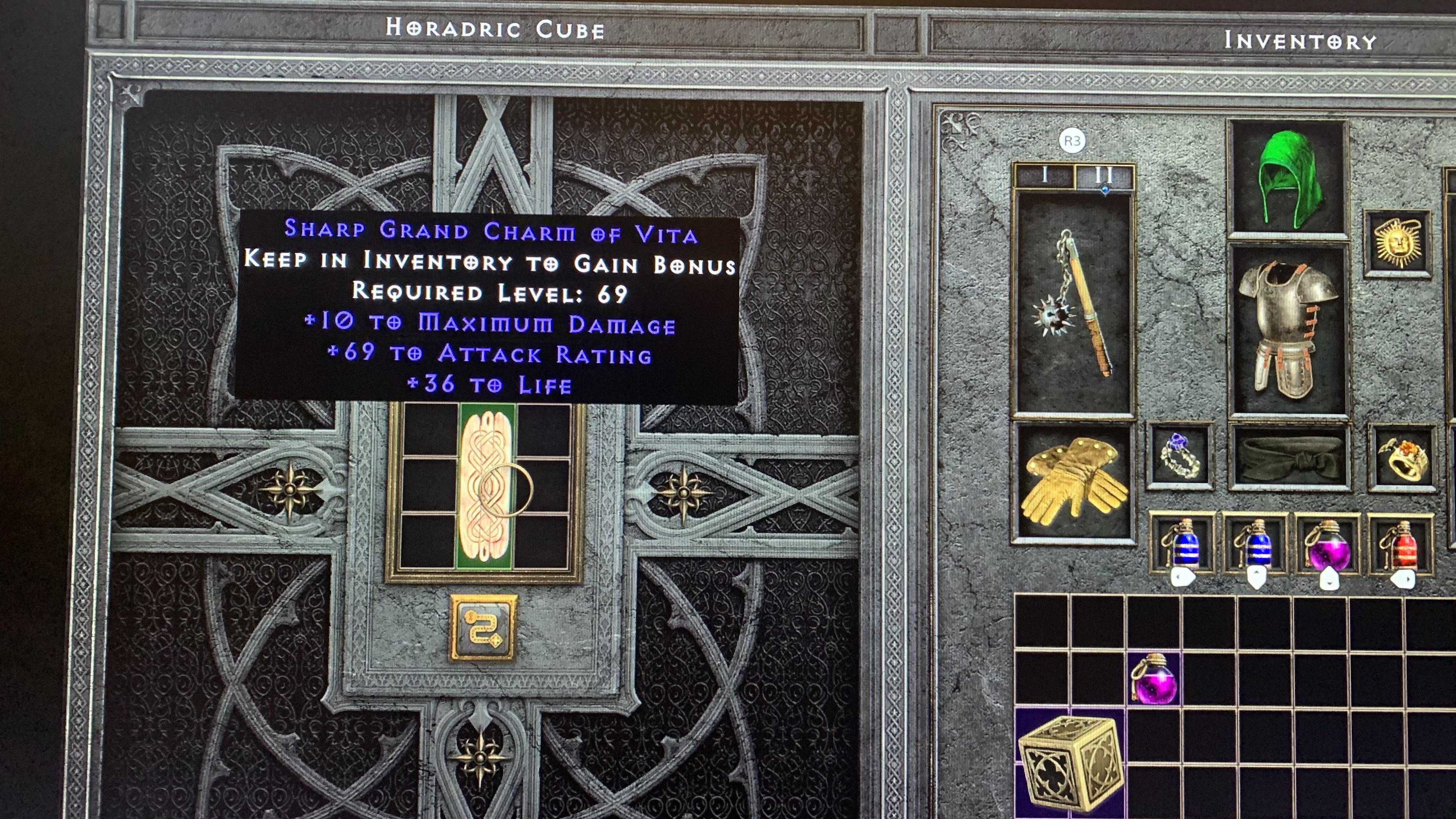 Selling Grand Charm 10 max dmg / 69 attack rating / 36 life for runes