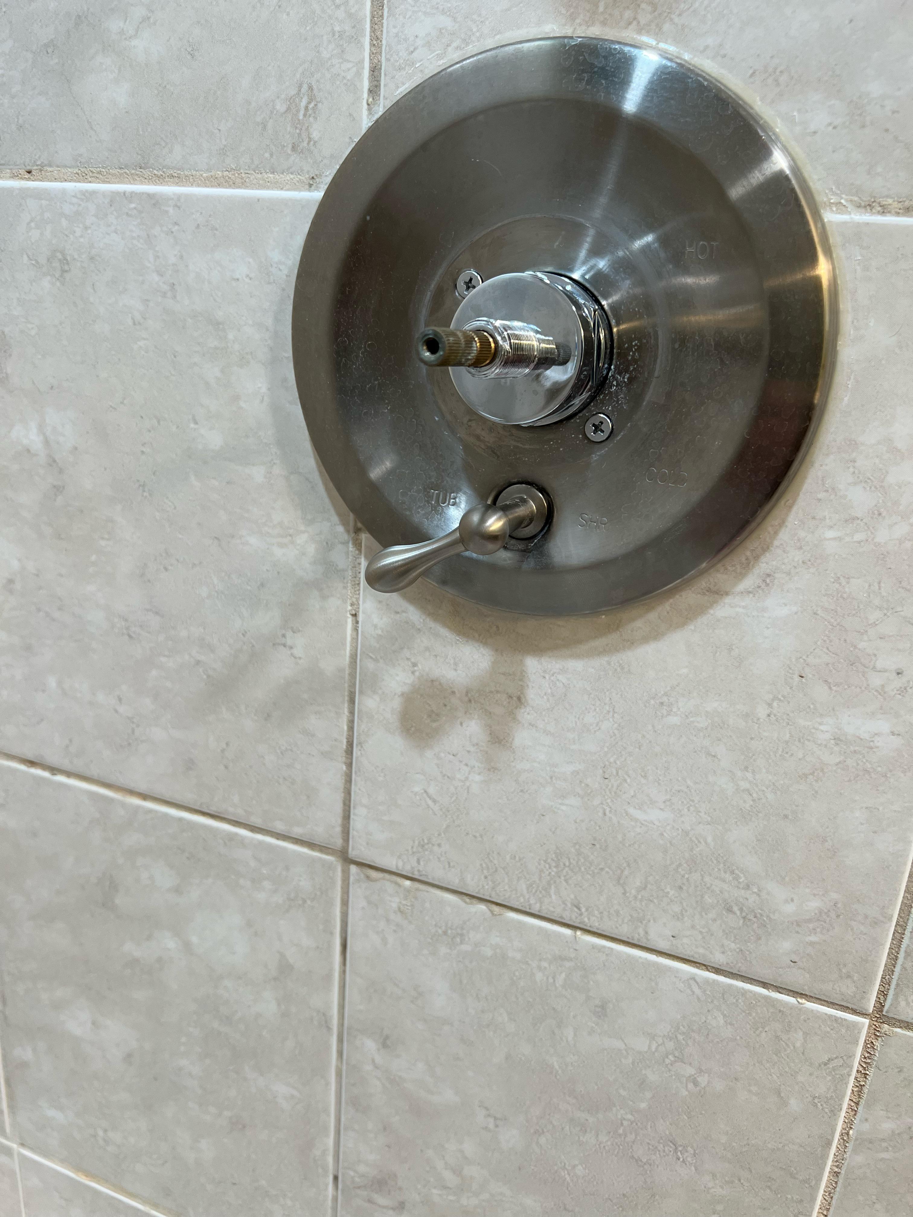 How do I remove the lever on this integrated diverter valve? There is a