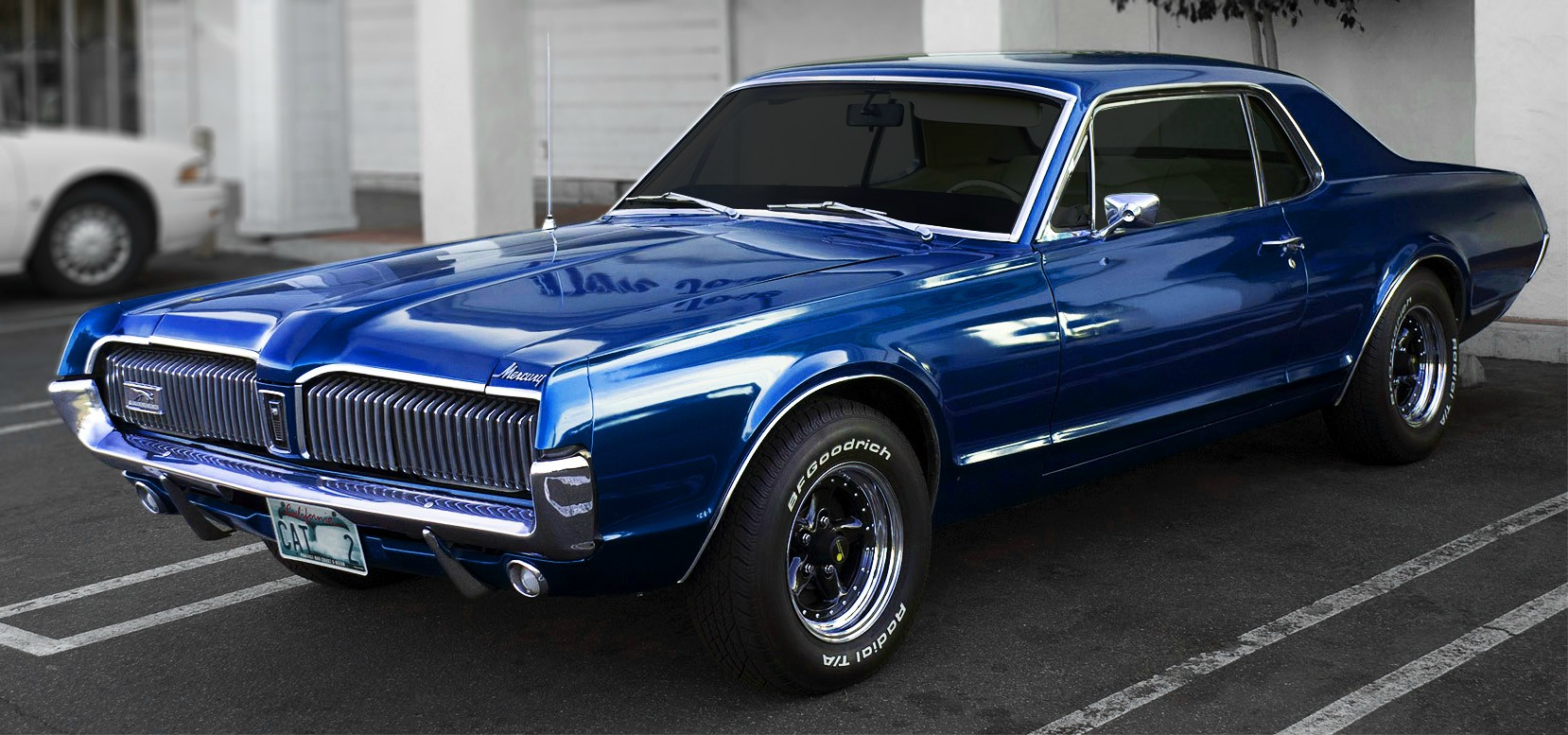 This Caspian Blue 1967 Mercury Cougar...so dreamy r/carporn