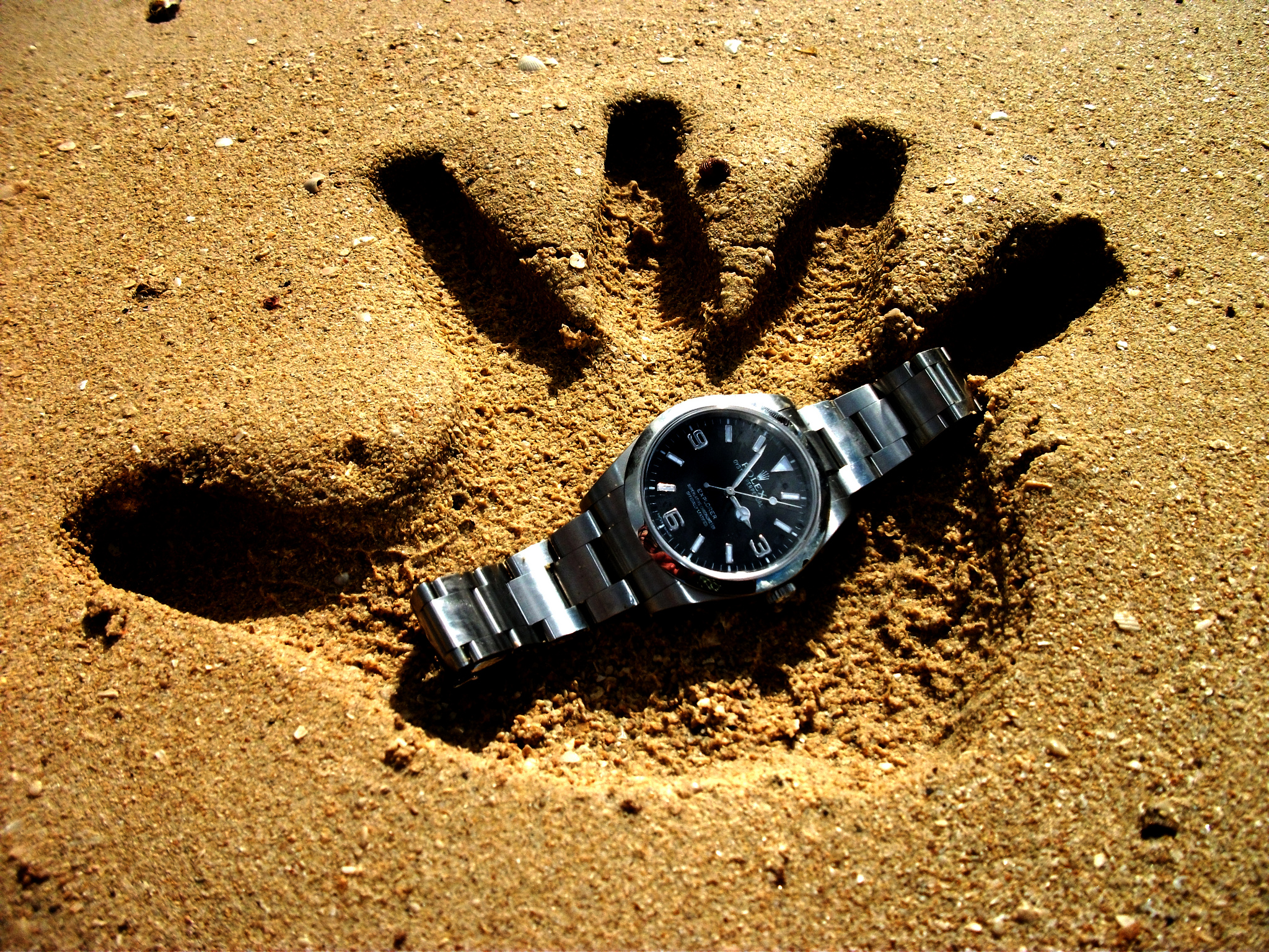 [Rolex] Exploring the beach before summer ends r/Watches