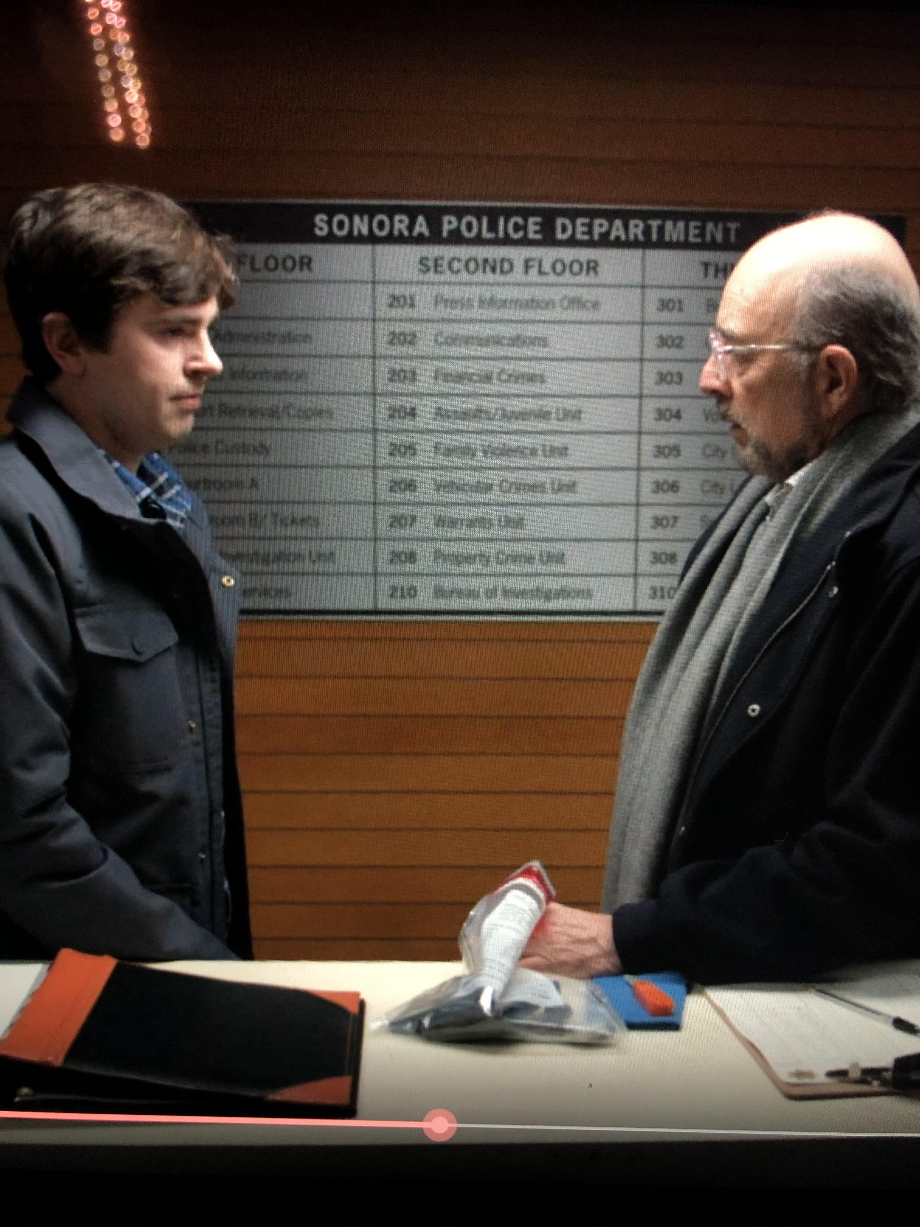 he has fixed his toy scalpel. r/thegooddoctor